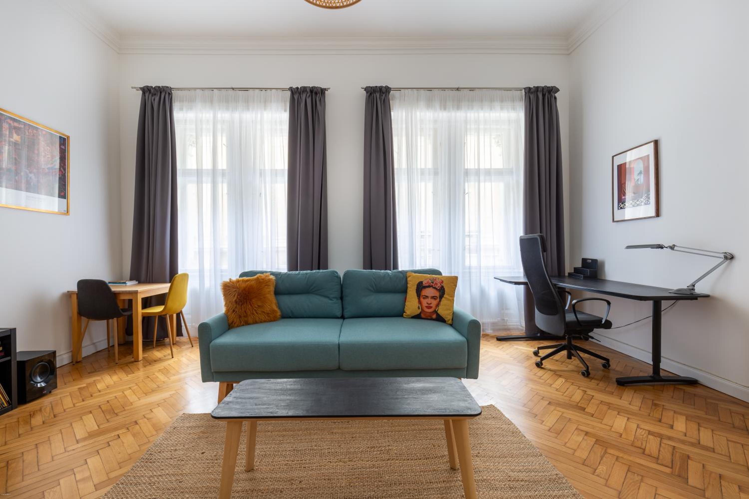 D8 Sphinx Apartman view 3
