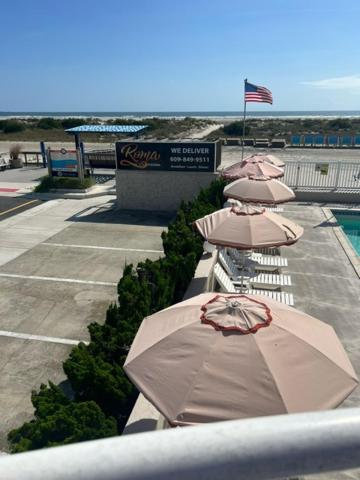 Coliseum Ocean Resort