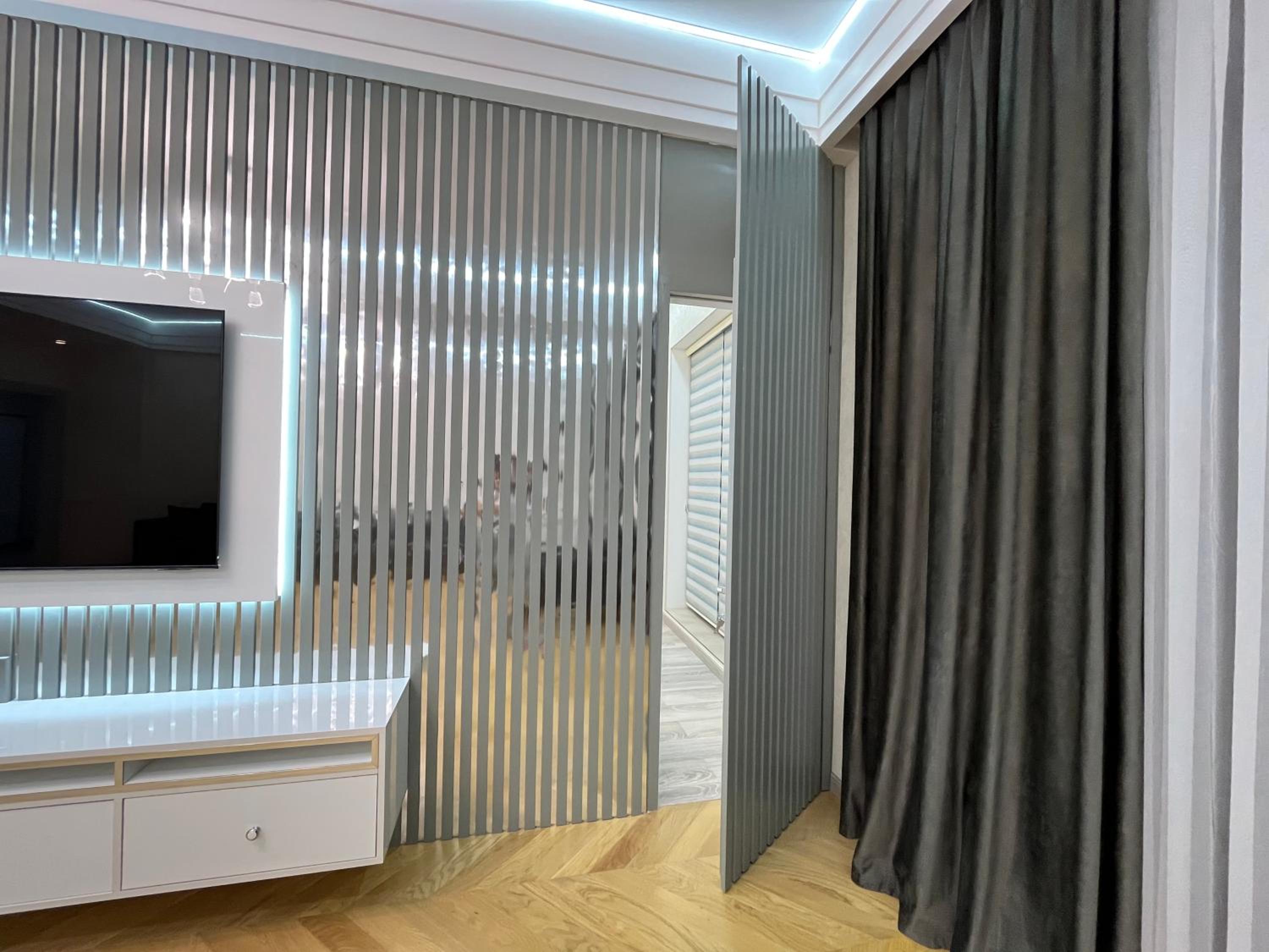 White City Apartment