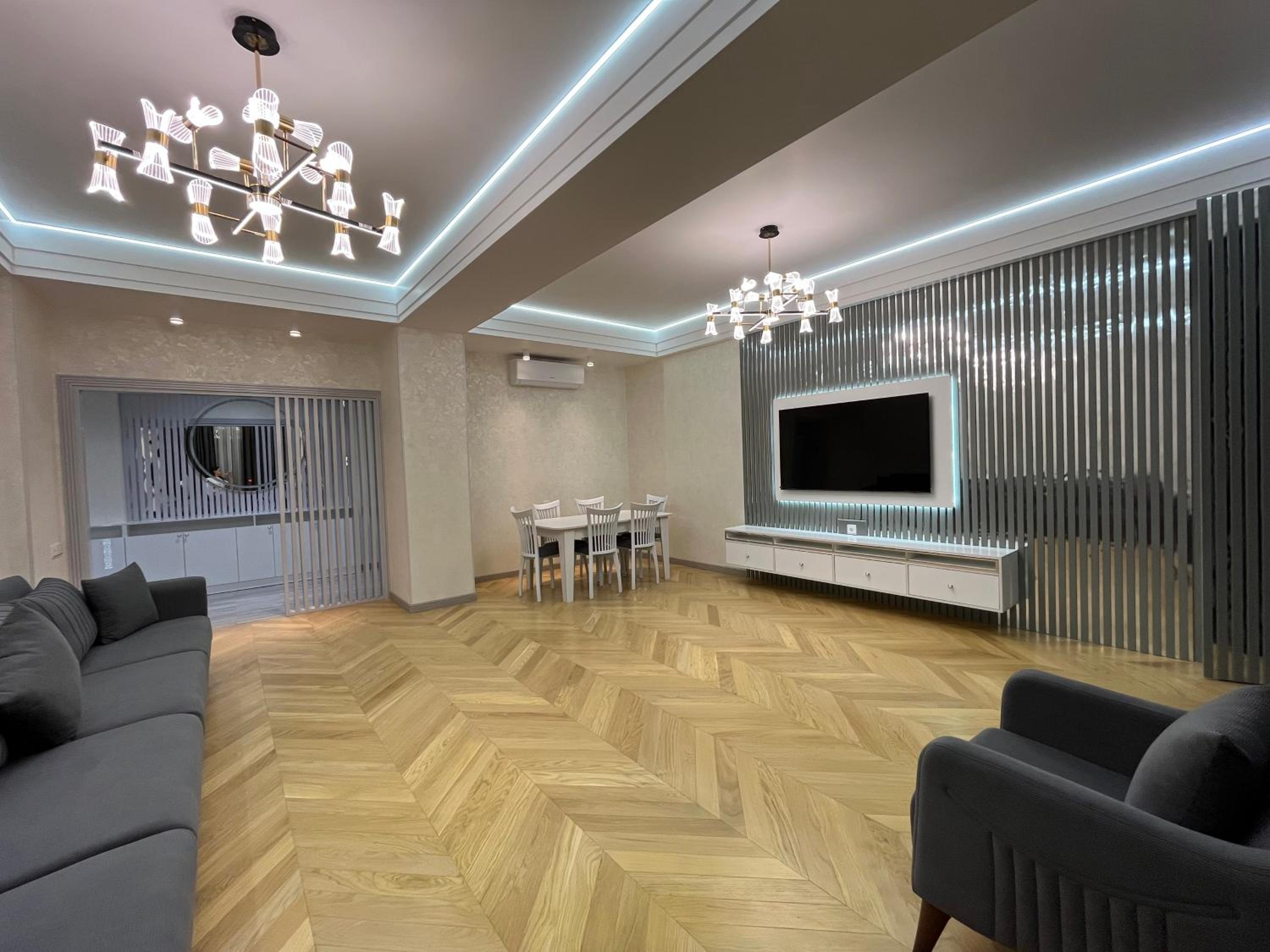 White City Apartment