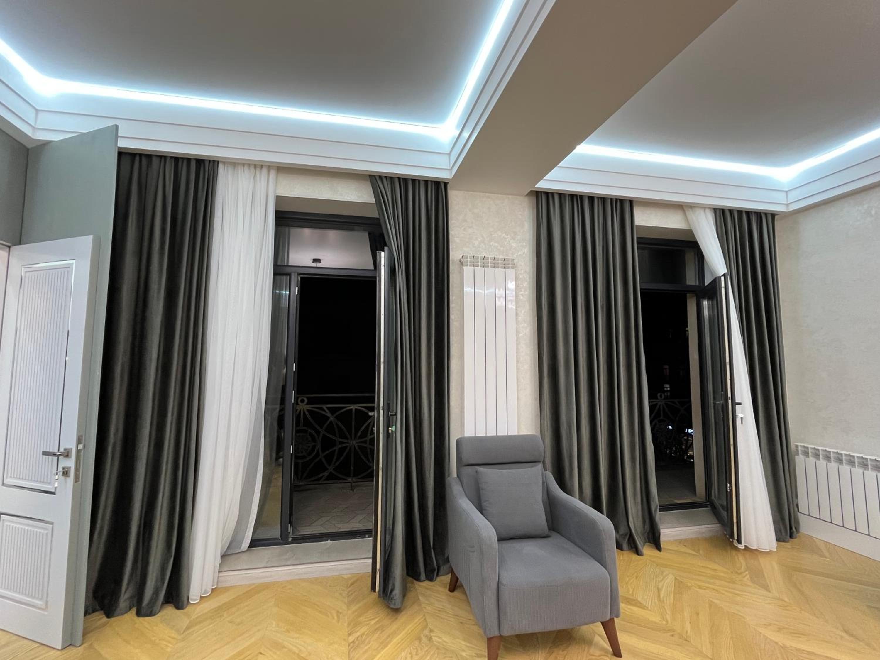 White City Apartment
