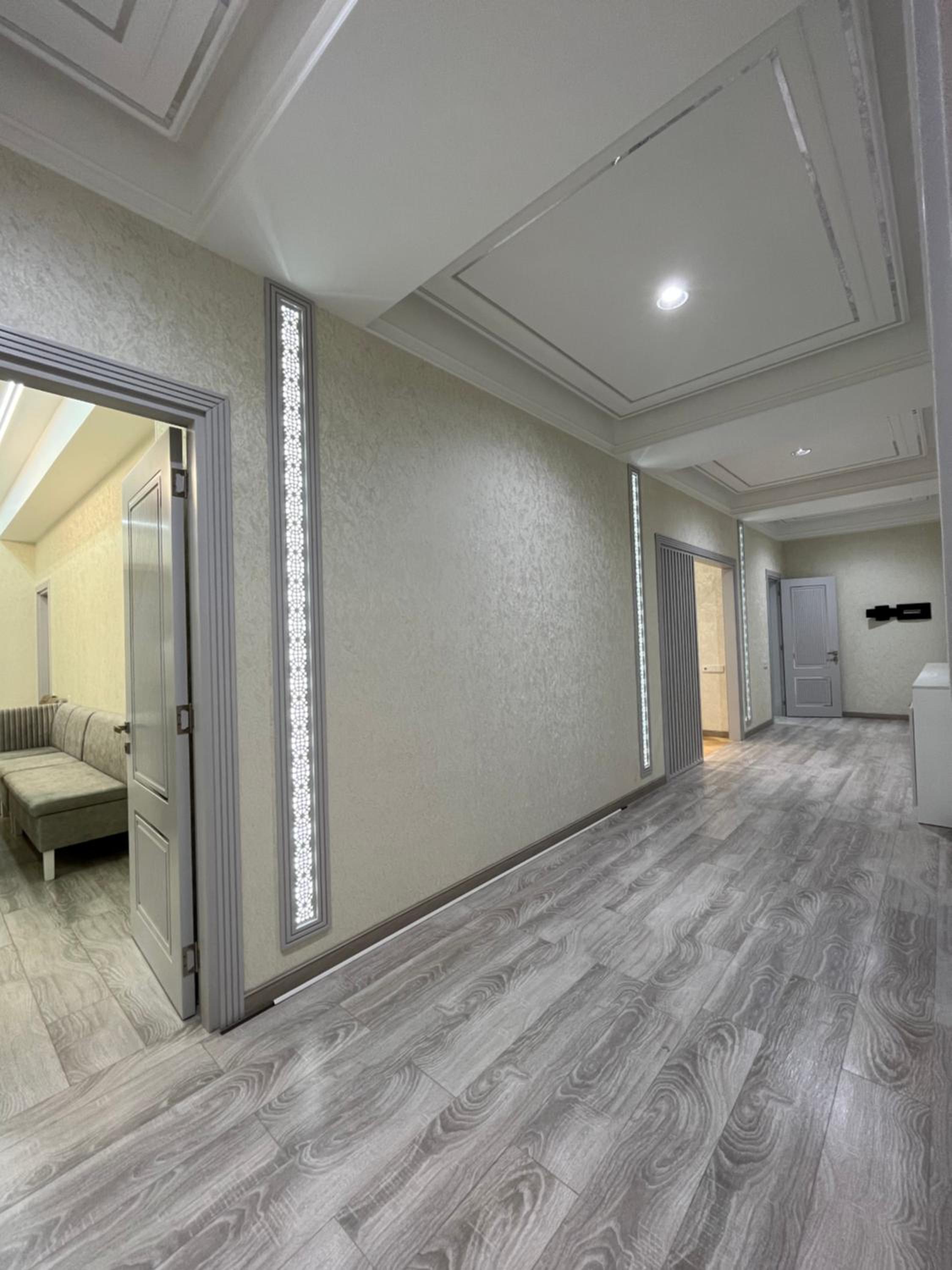 White City Apartment