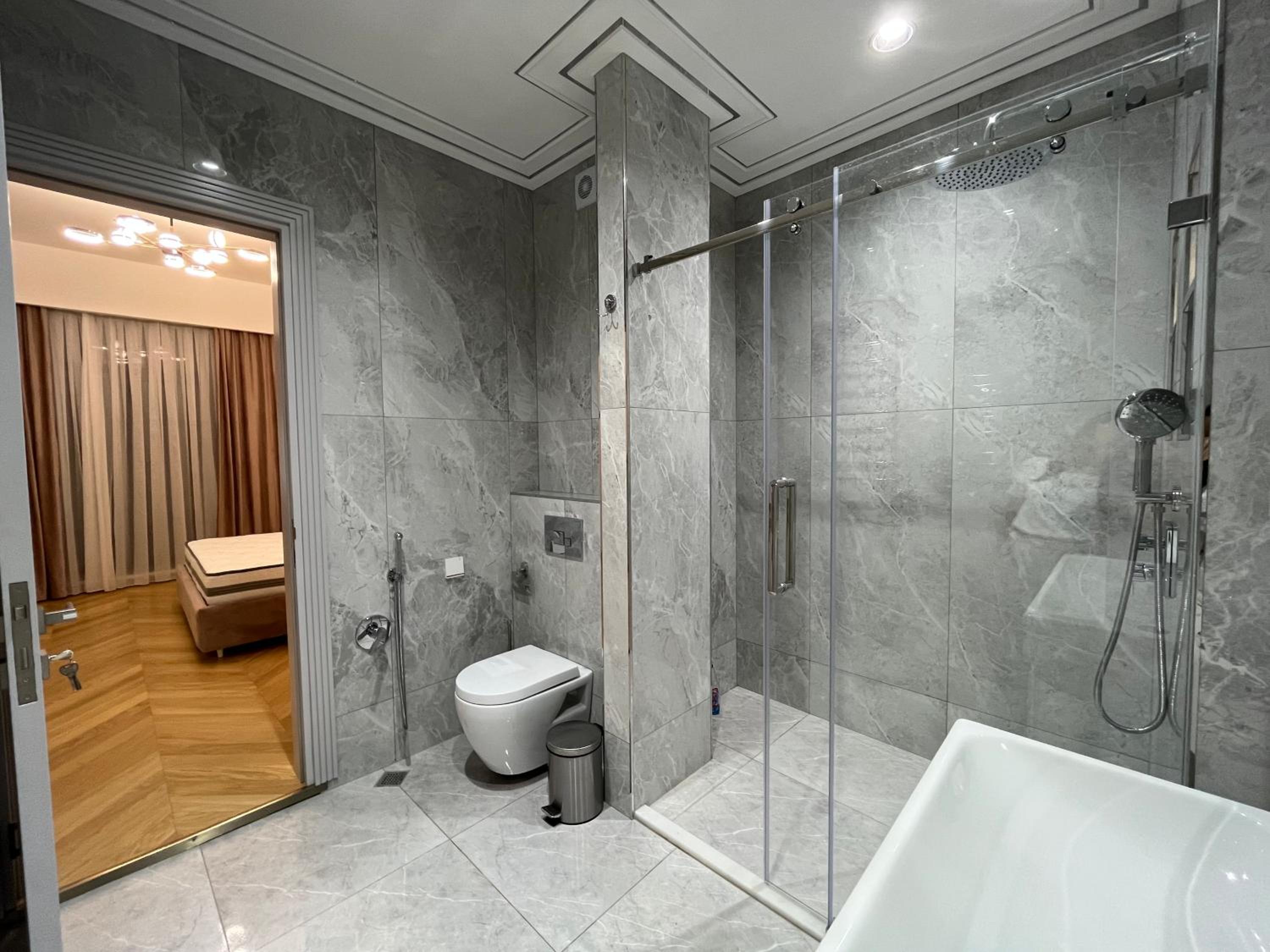 White City Apartment