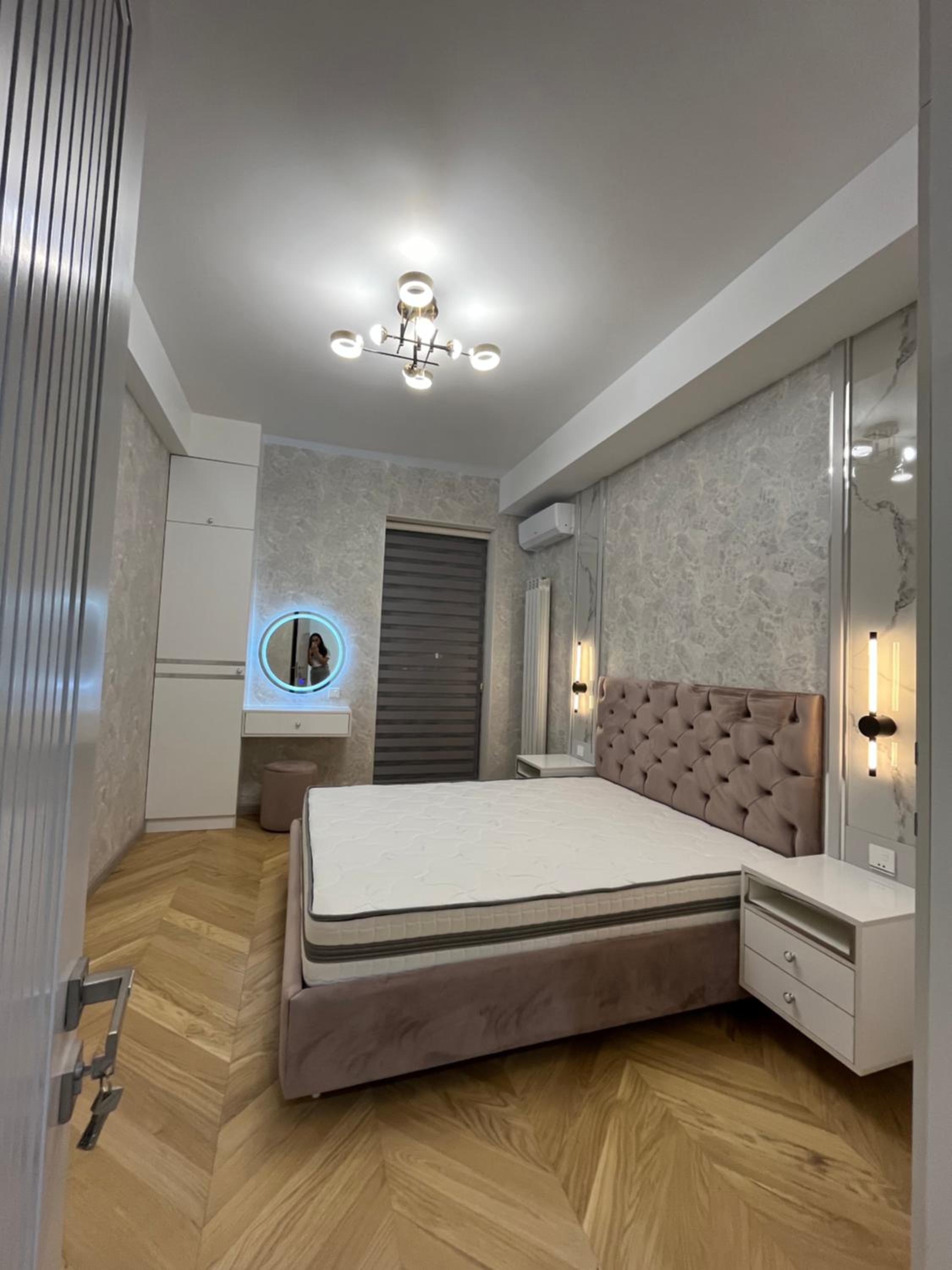 White City Apartment