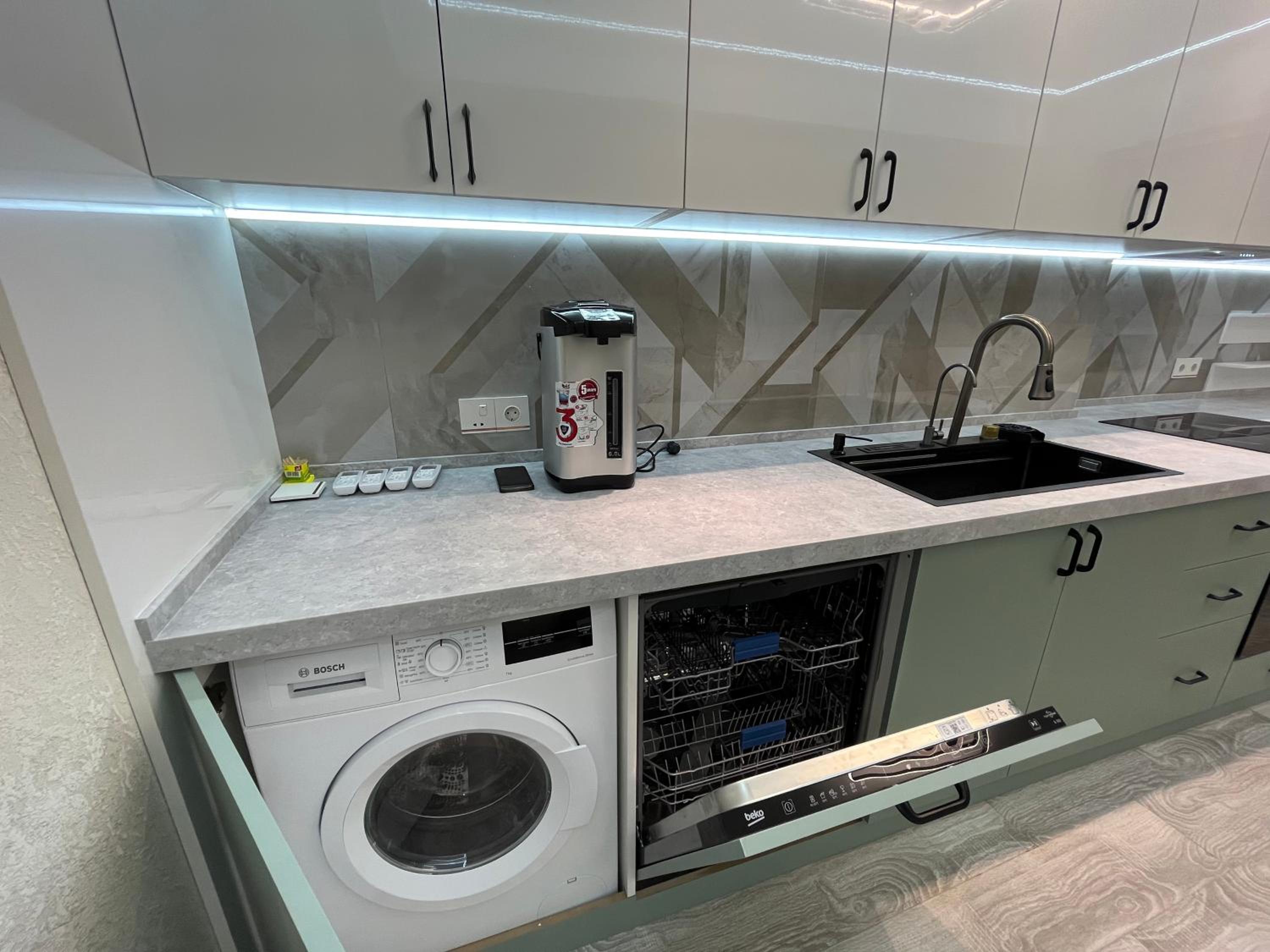 White City Apartment