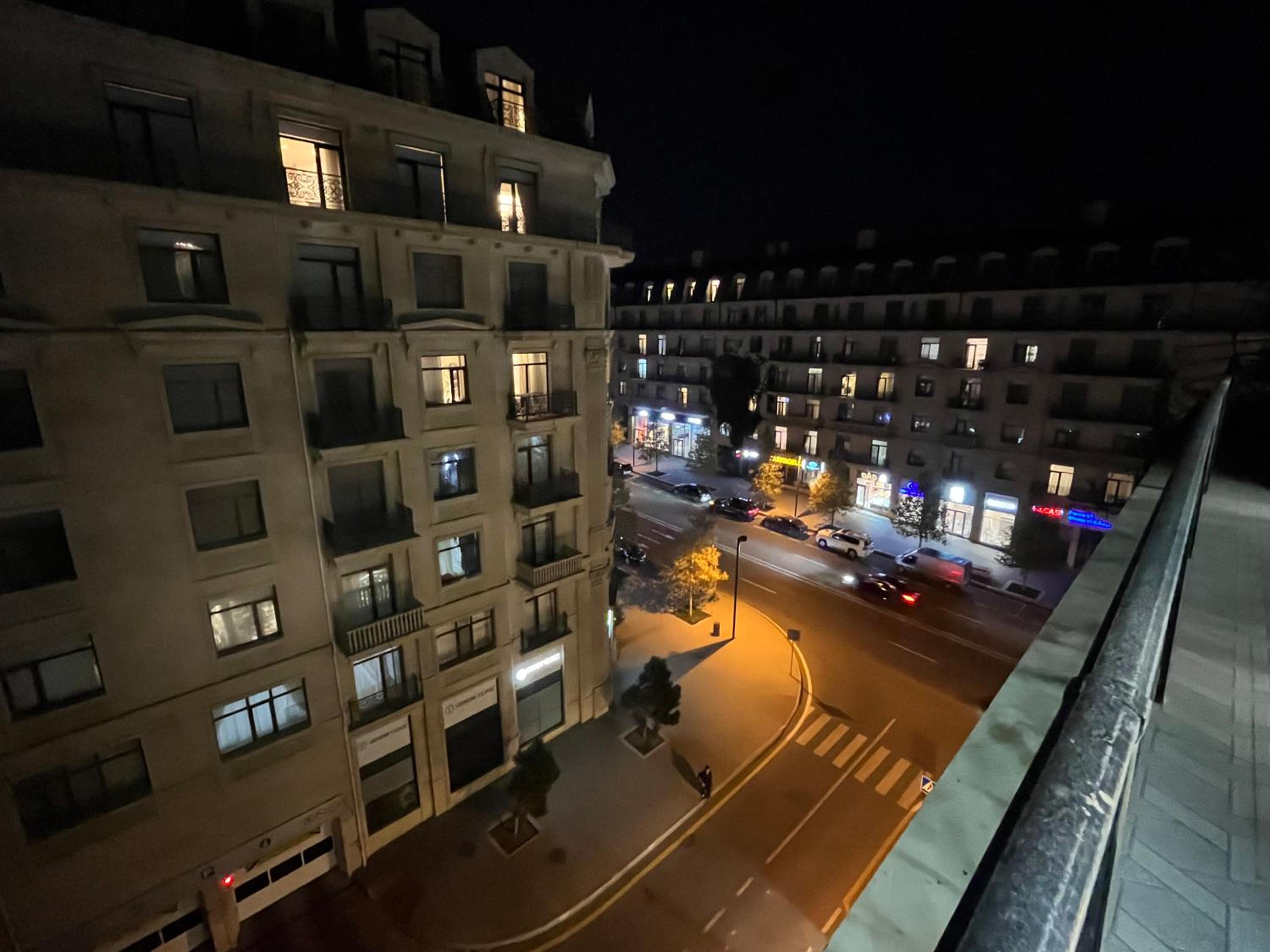 White City Apartment