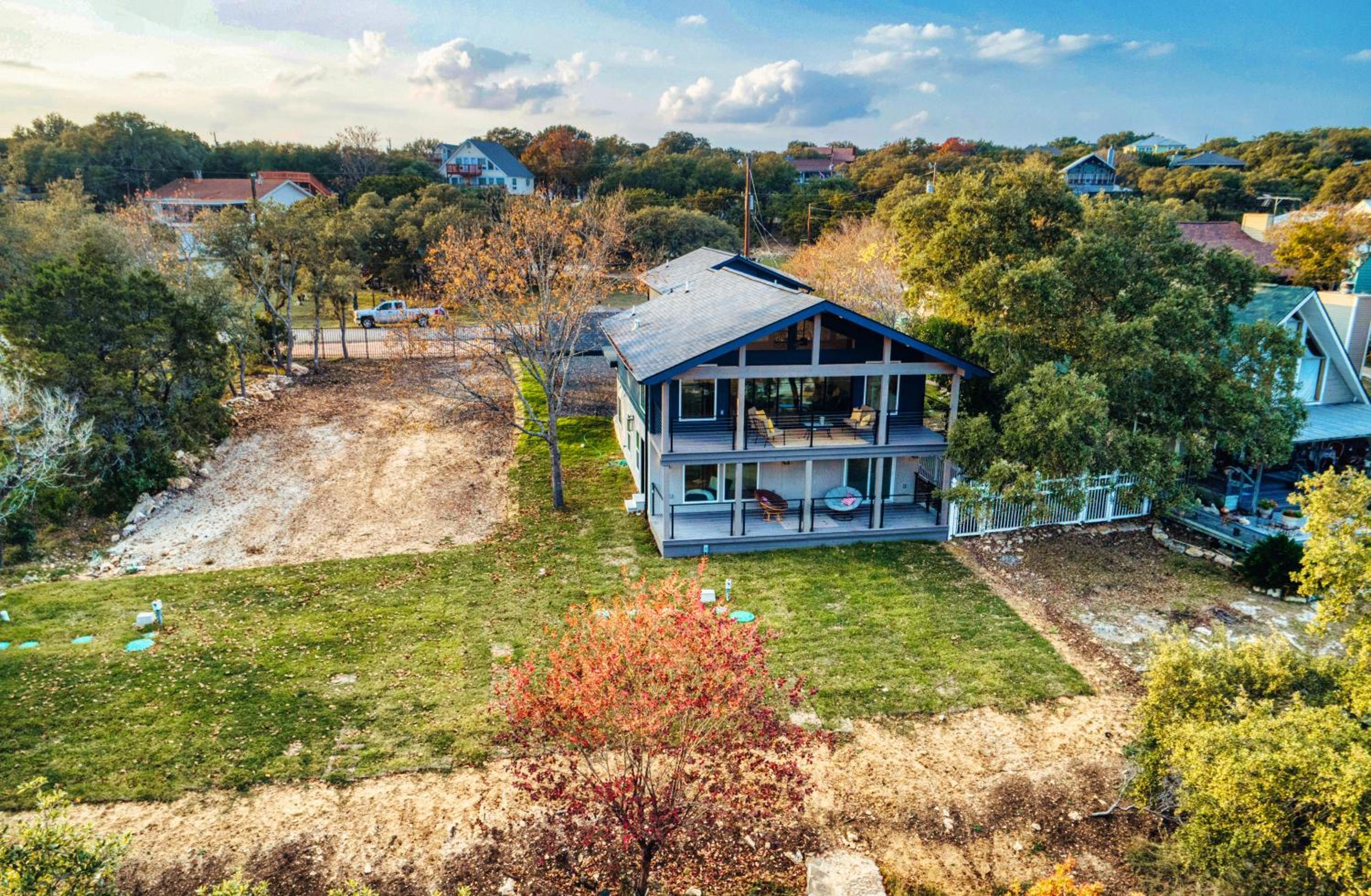 CL 874 Million Dollar View