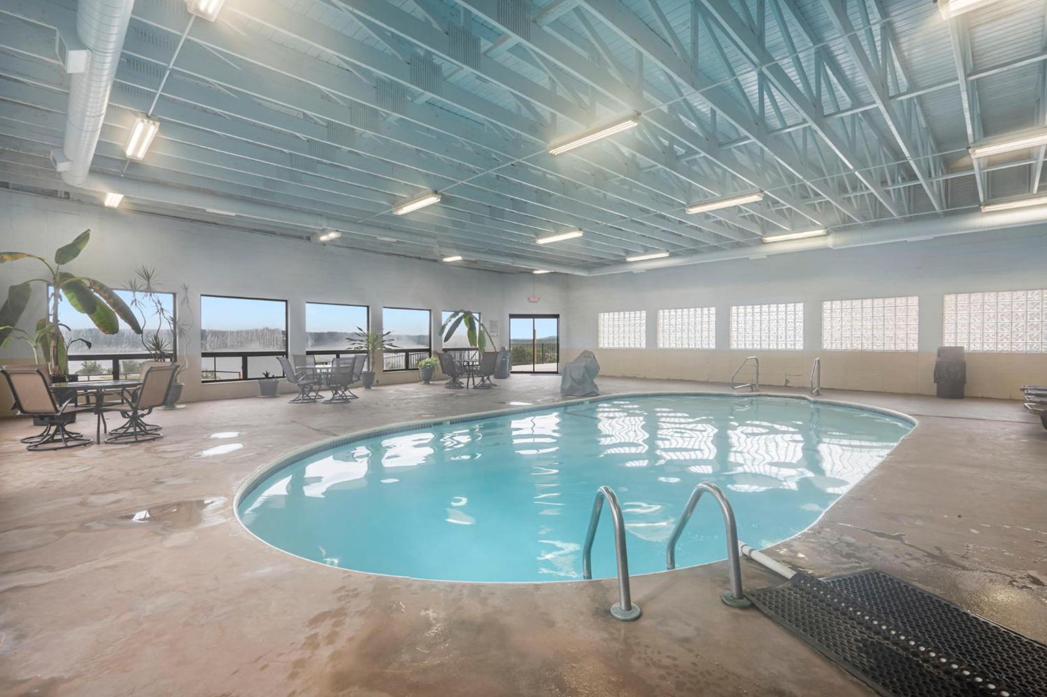 2 Decks Overlooking Launch Pad-Free Daily Tickets-Great Location with Community Amenities!