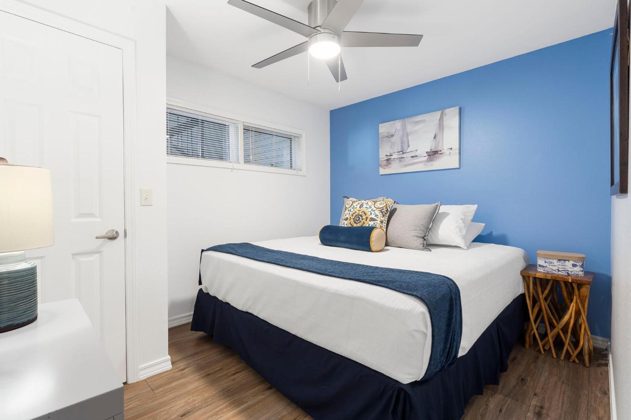 2 Decks Overlooking Launch Pad-Free Daily Tickets-Great Location with Community Amenities!