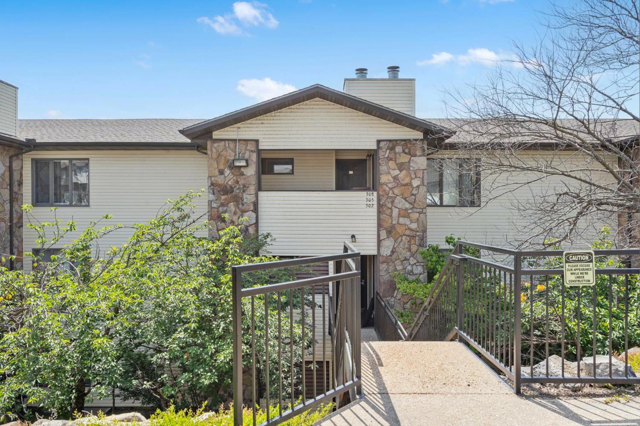 2 Decks Overlooking Launch Pad-Free Daily Tickets-Great Location with Community Amenities!