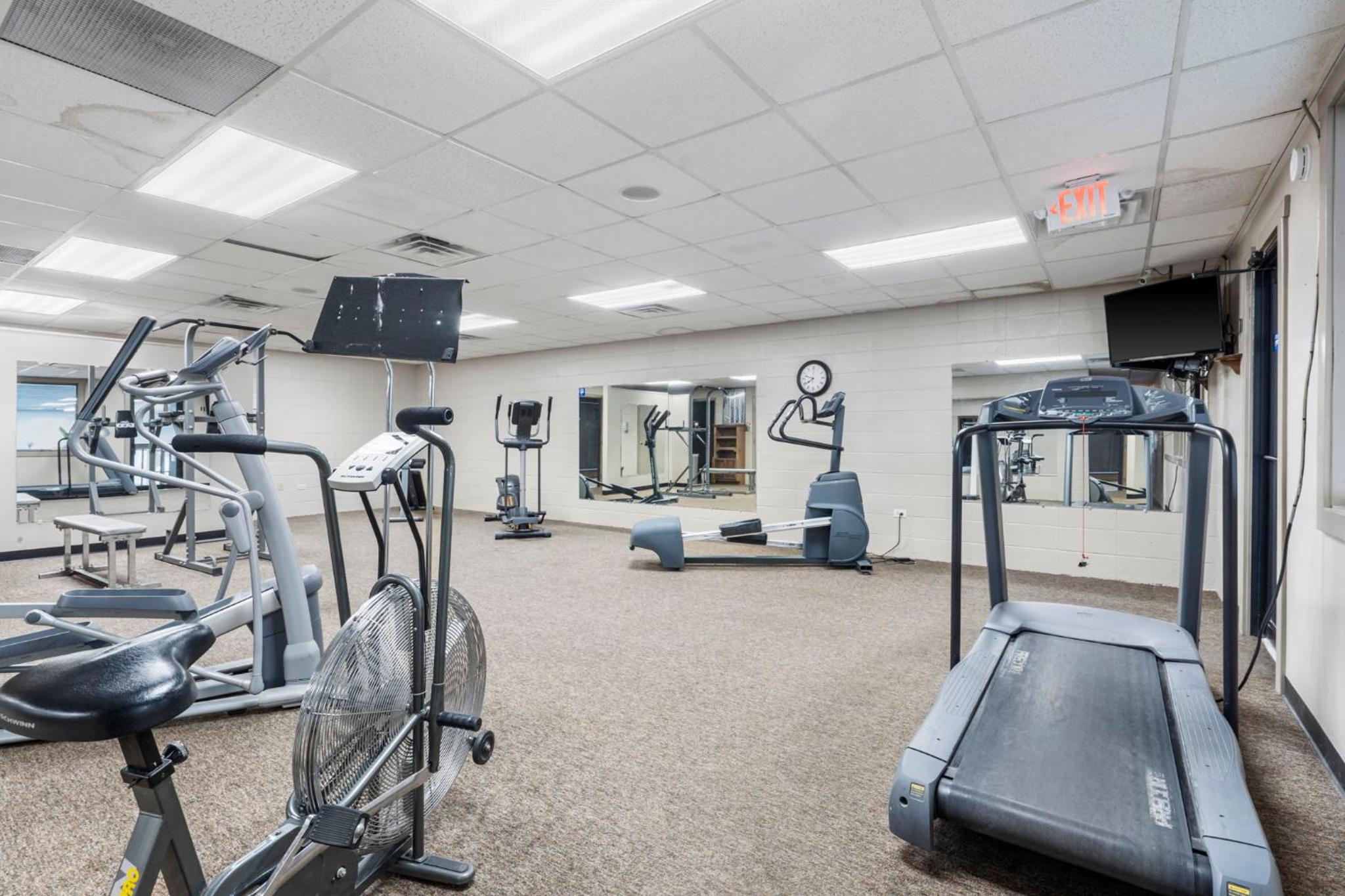2 Decks Overlooking Launch Pad-Free Daily Tickets-Great Location with Community Amenities!