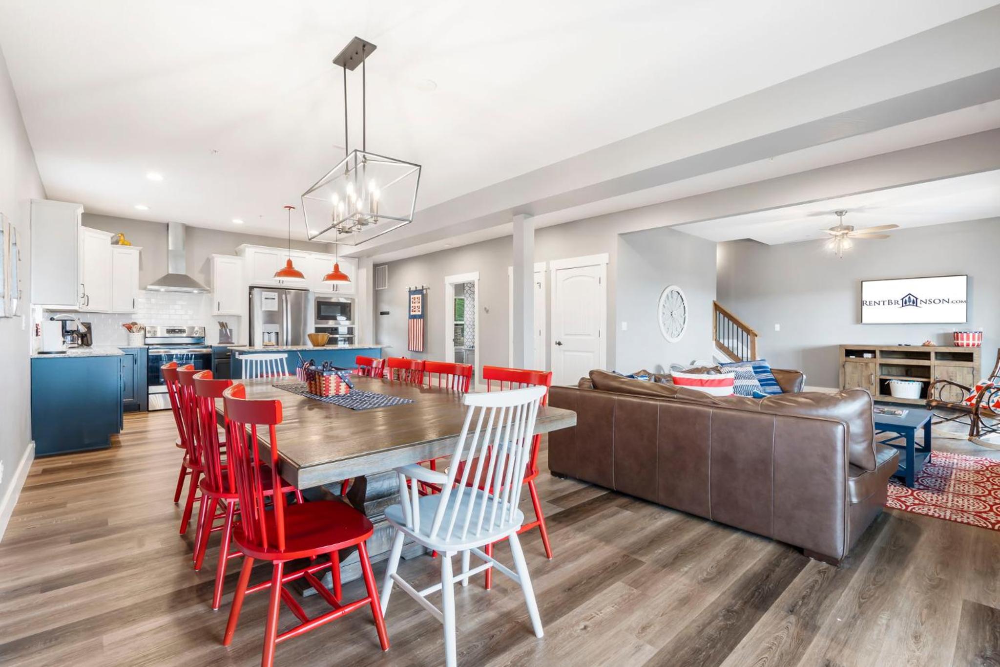 Table Rock Lake Views, Double Sided Fireplace, Free Attraction Tickets, Air Hockey view 3