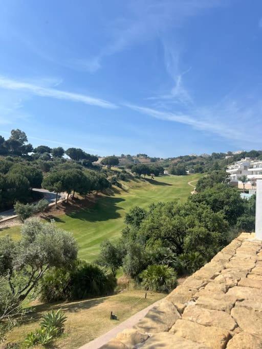 Appart de standing Piscine Superbe vue golf
