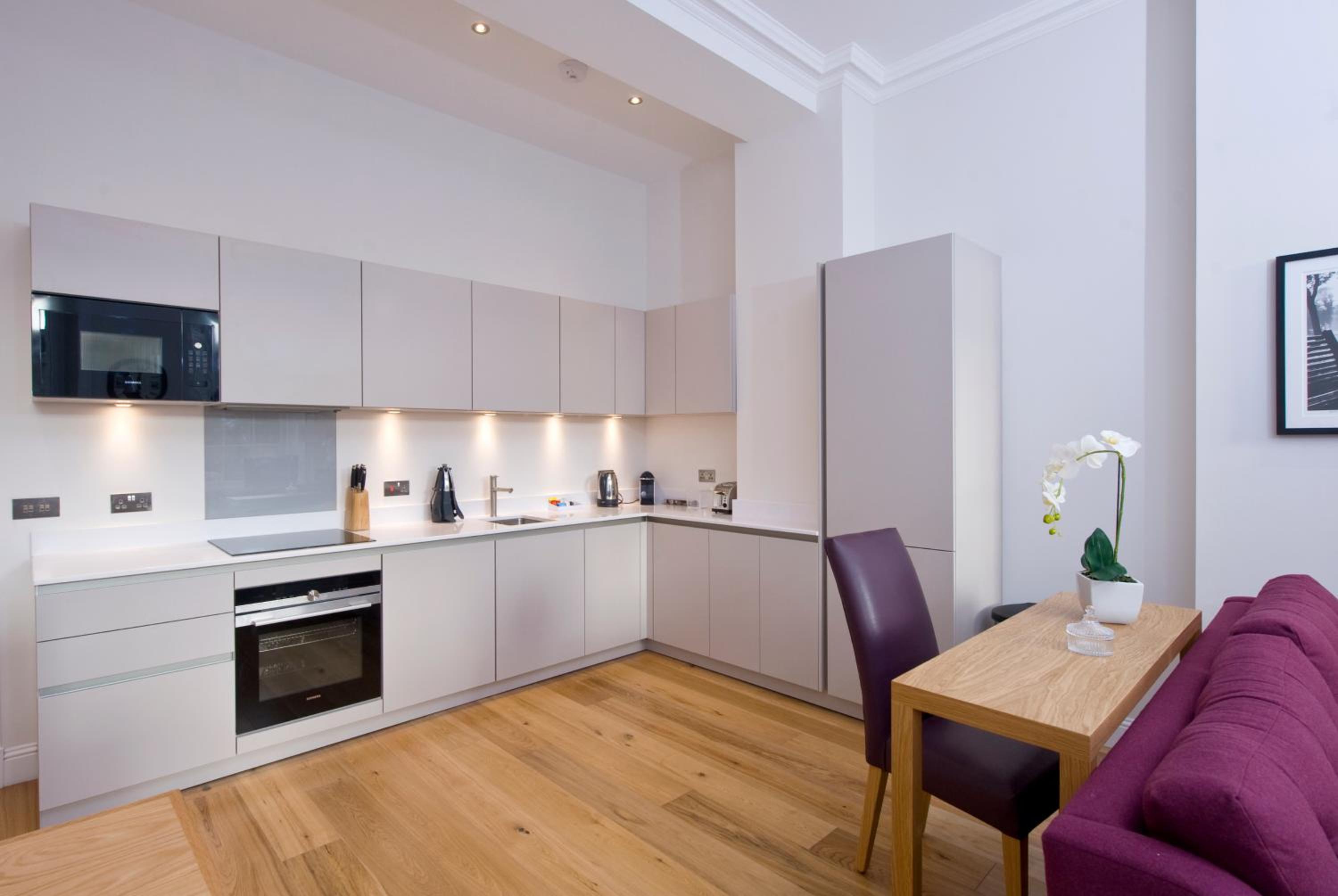 Destiny Scotland - Princes Street Residence