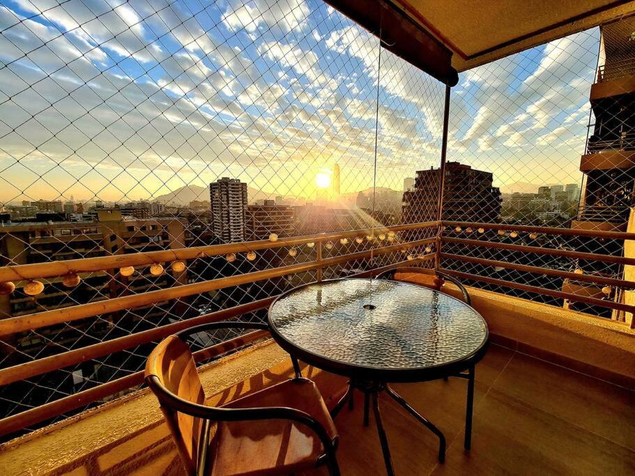Apartamento Vista a Costanera Center Las Condes