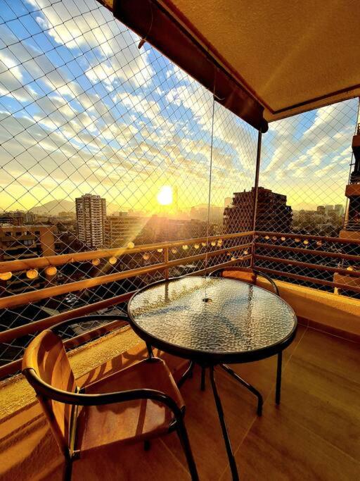 Apartamento Vista a Costanera Center Las Condes