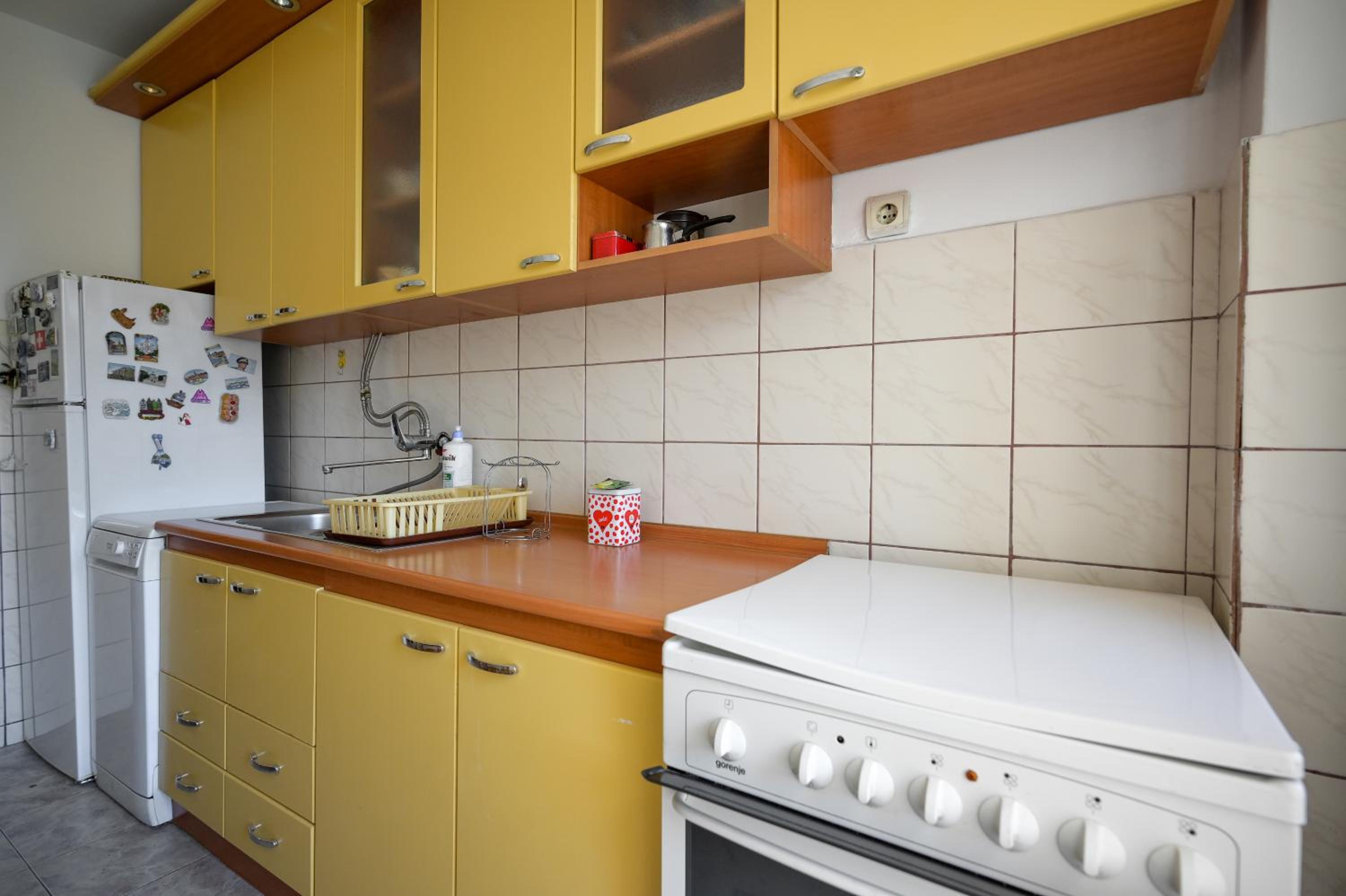 City Centre Comfort Apartment - Free Parking