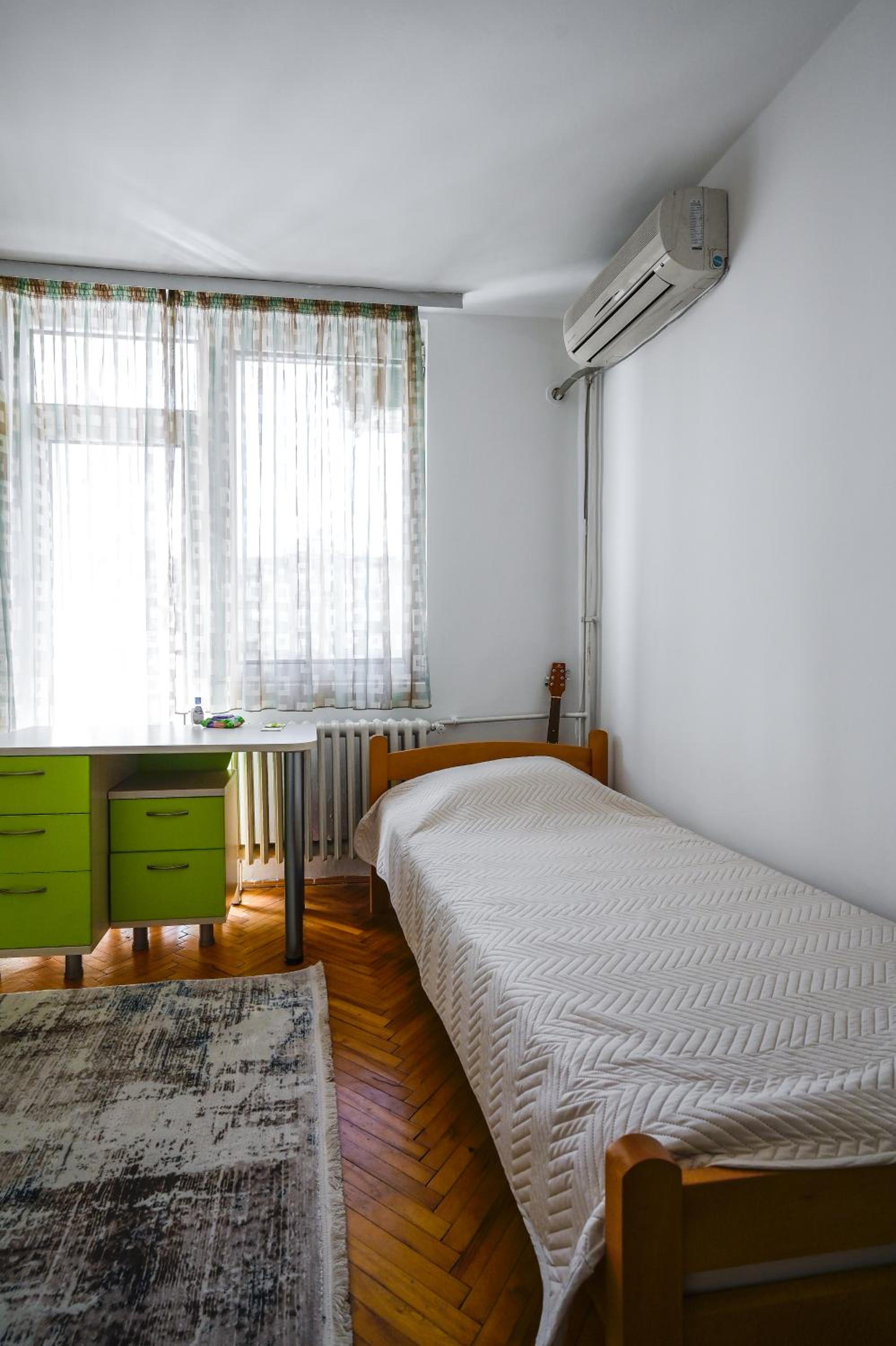 City Centre Comfort Apartment - Free Parking