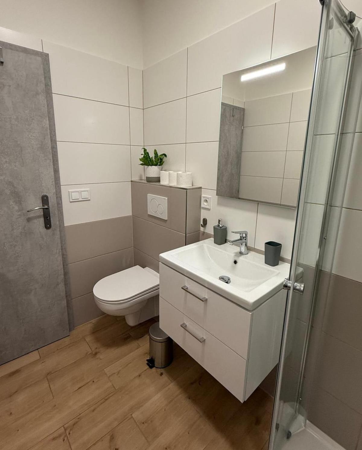 Apartmány U Kostela