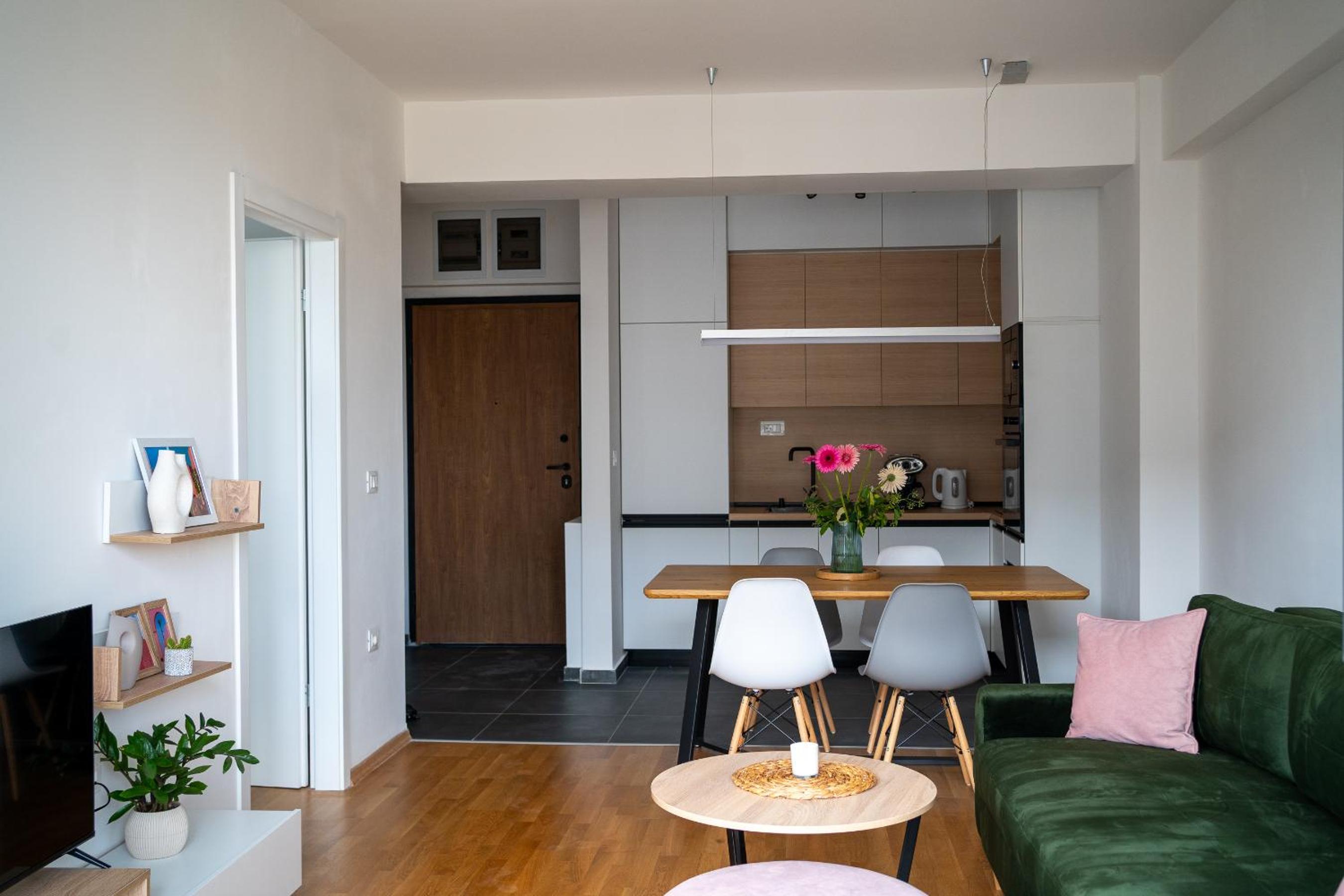 Wind Down Apartment in East Gate Living Skopje view 4
