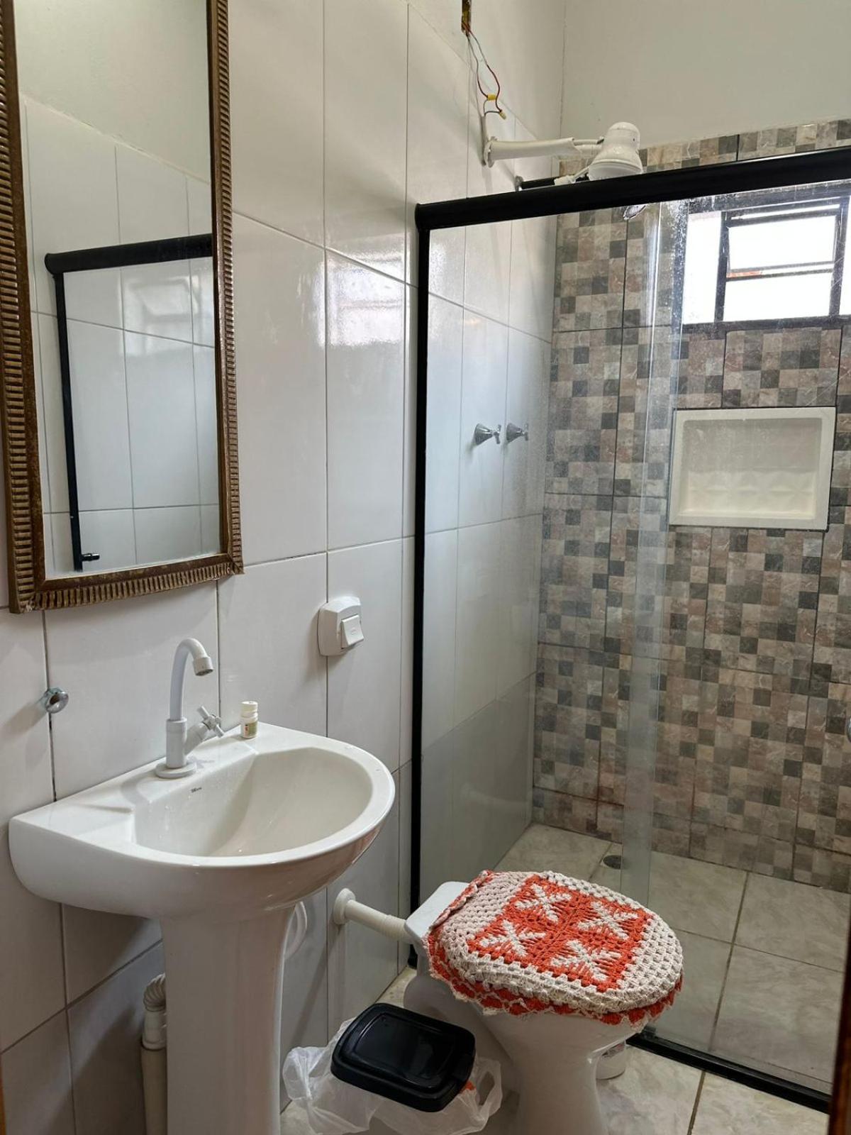 Casa grande com Piscina e Churrasqueira