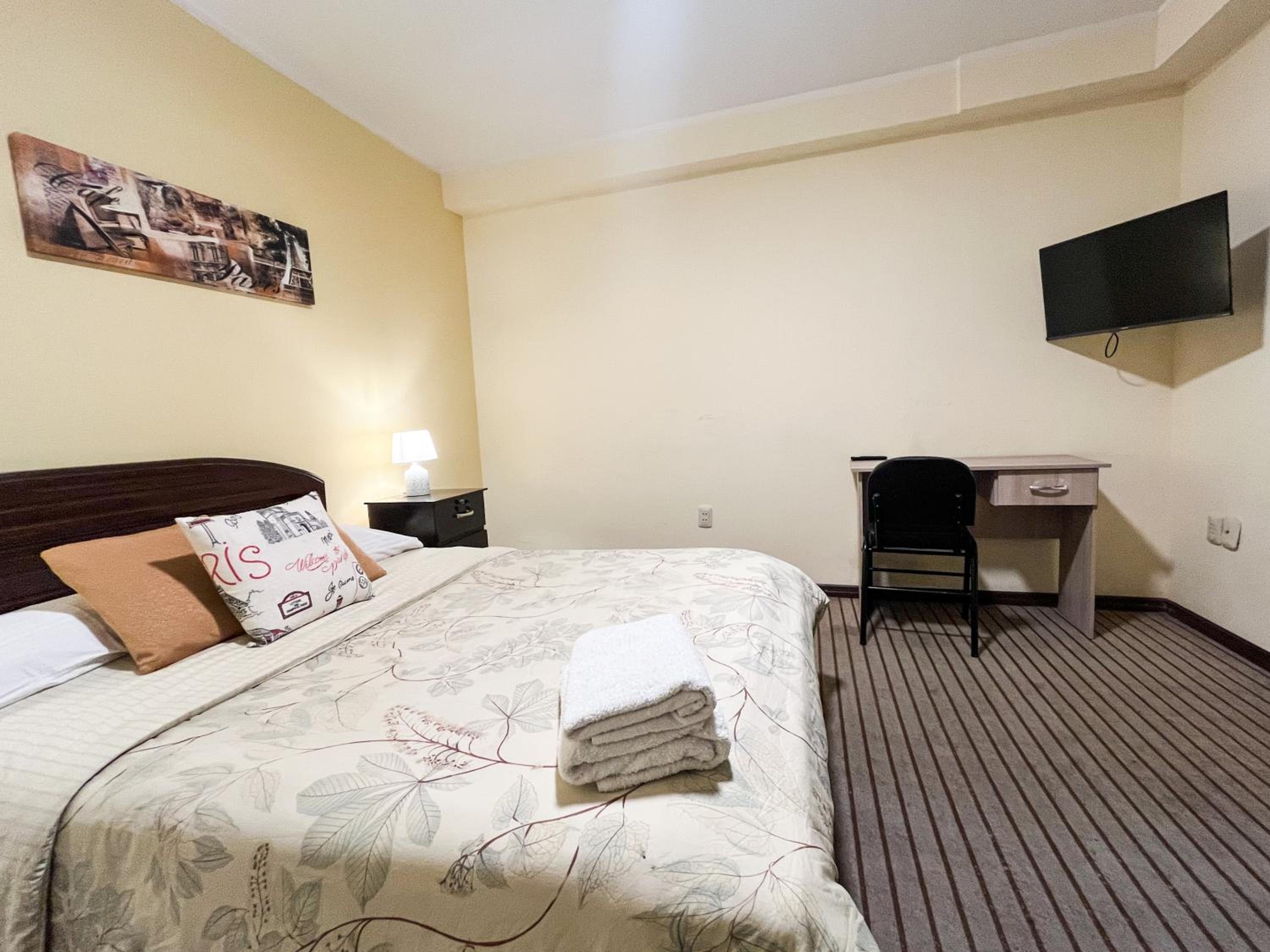 Abaroa Guest House