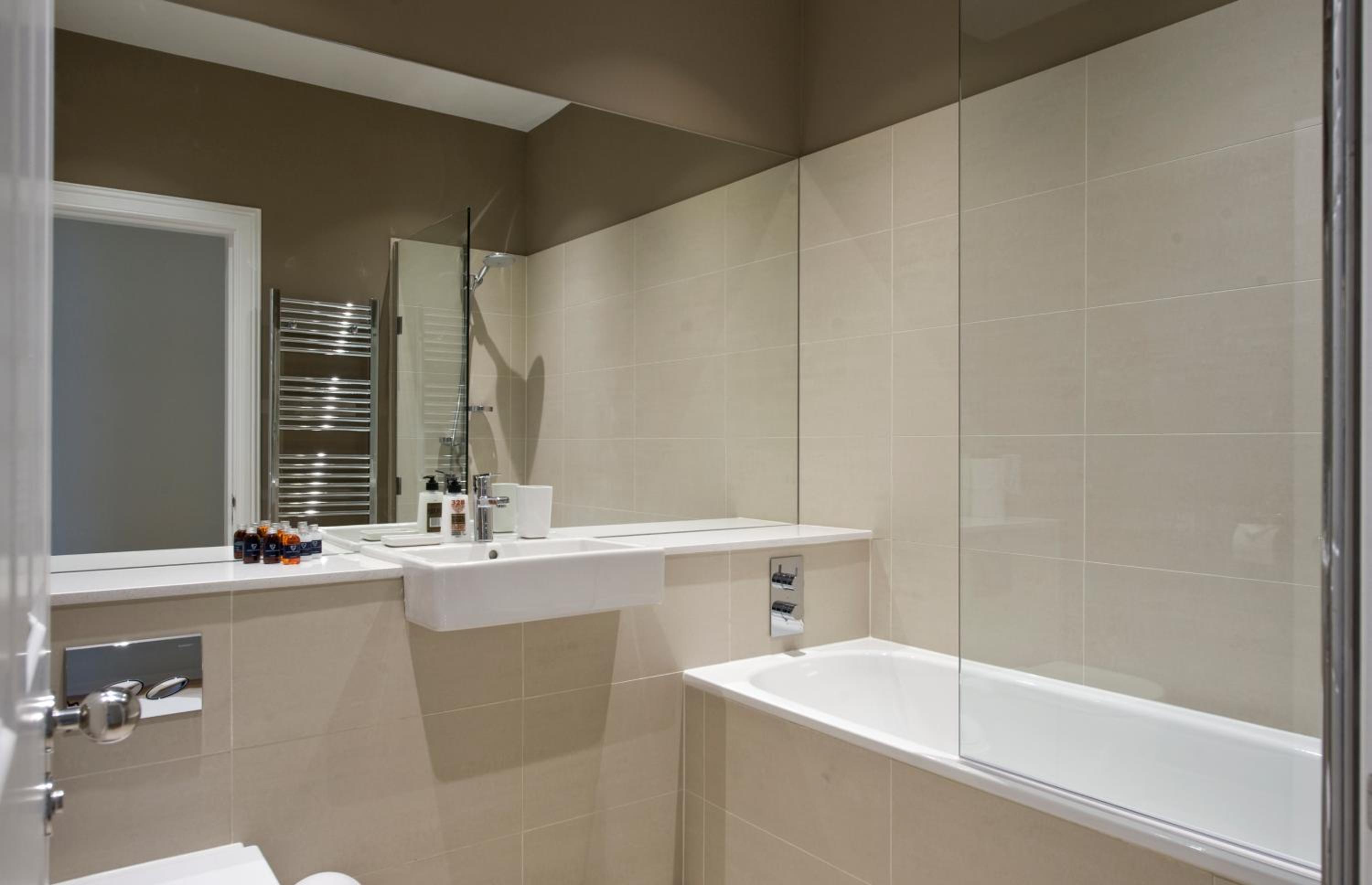 Destiny Scotland - Princes Street Residence
