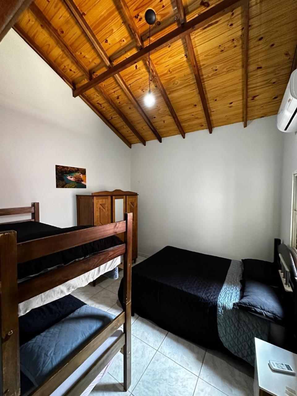 Casa grande com Piscina e Churrasqueira