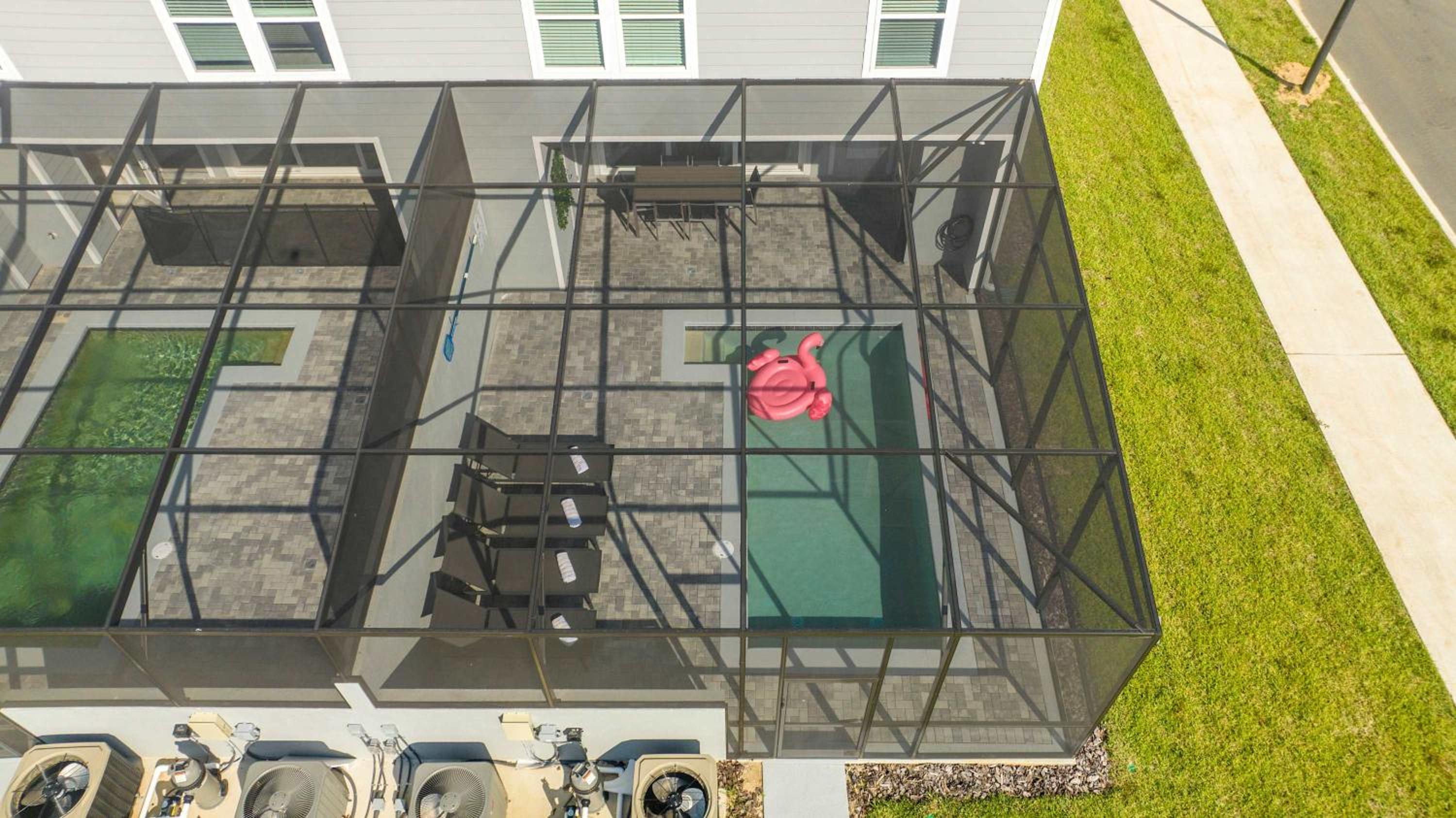 Gorgeous 5Bd Pool & Game Room at Windsor Cay 1253