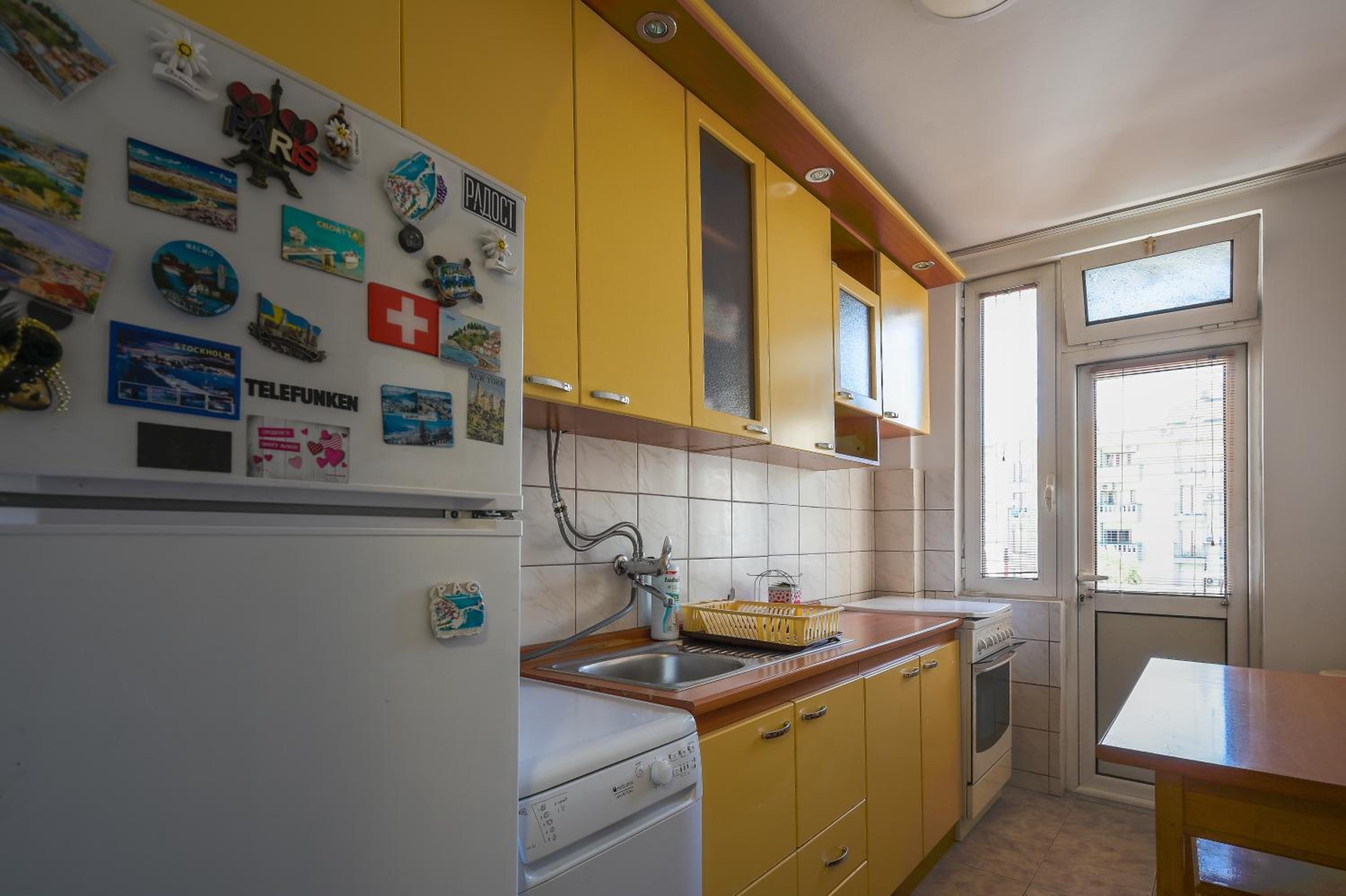 City Centre Comfort Apartment - Free Parking