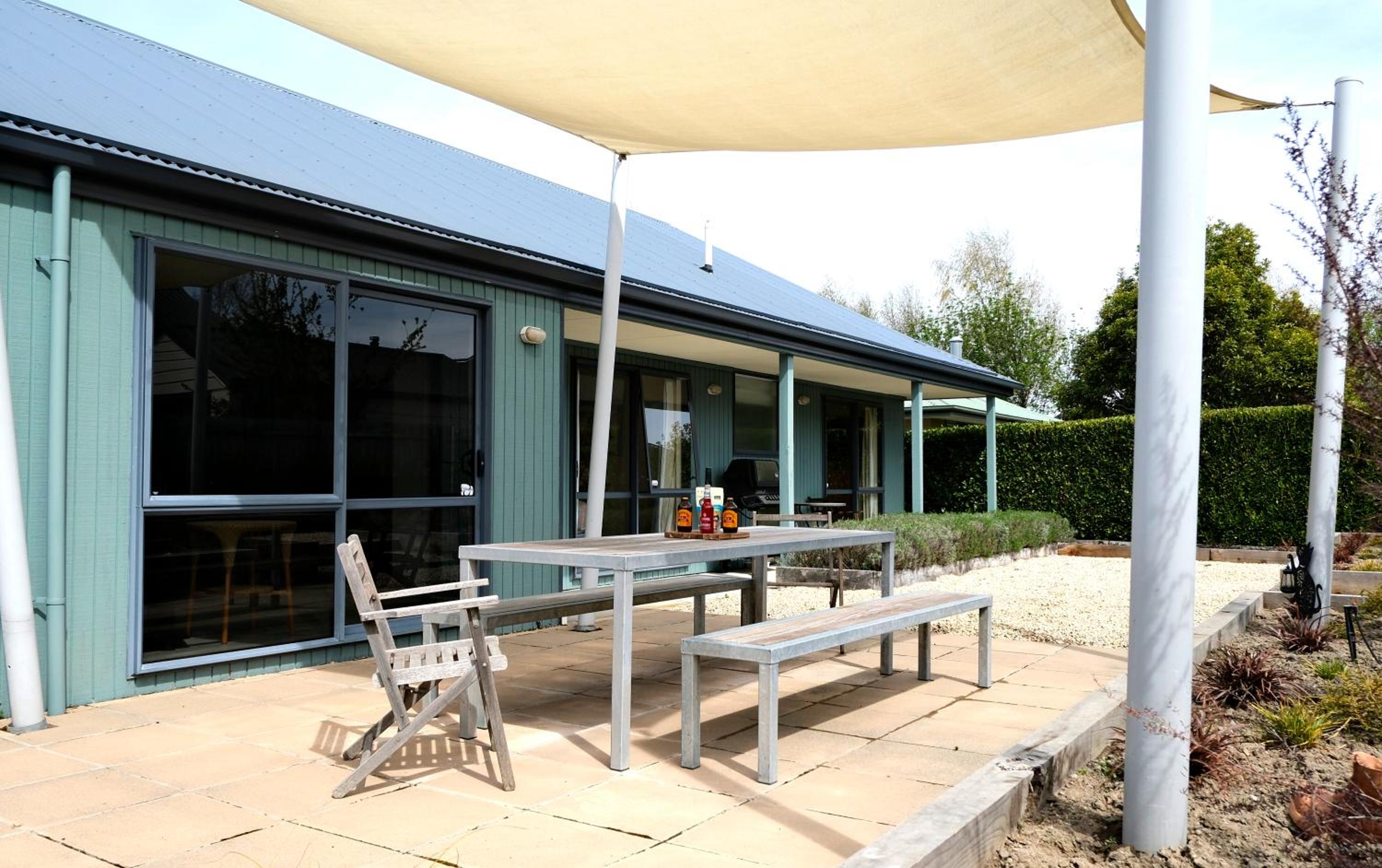 10 Rippingale Road view 3