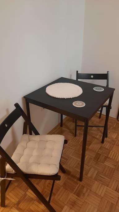 Apartman za dvoje u srcu Novog Sada view 5