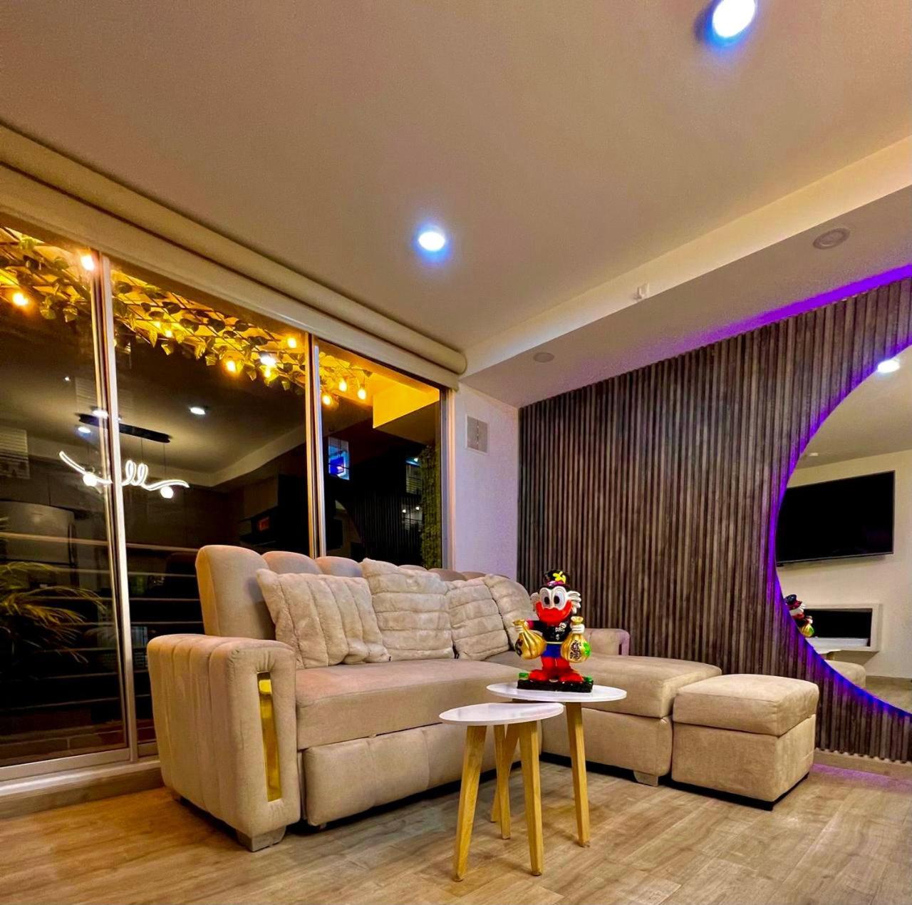Apartamento De Lujo A 10minutos Del Aeropuerto Y Embajada Usa