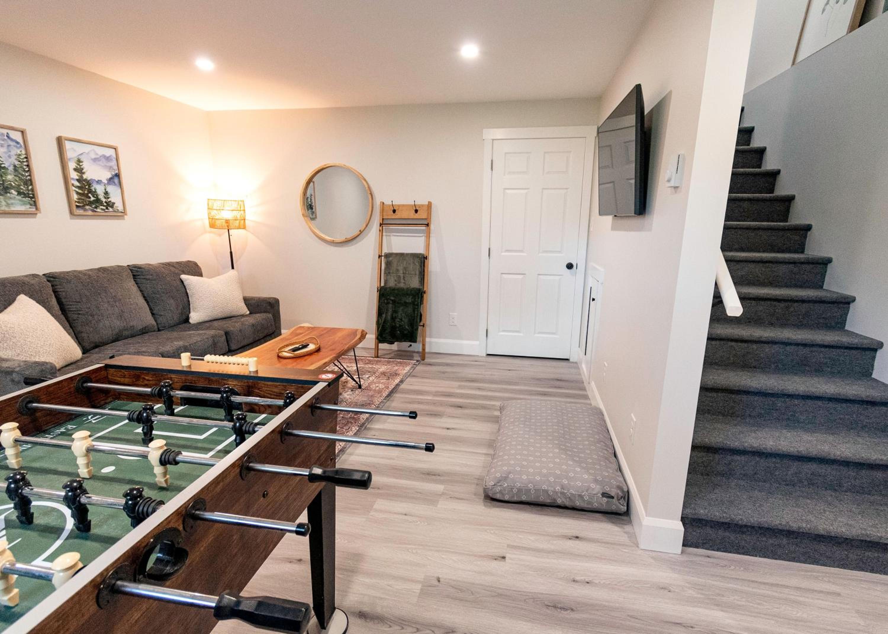 Hillside Haven 1 Bedroom with Hot Tub