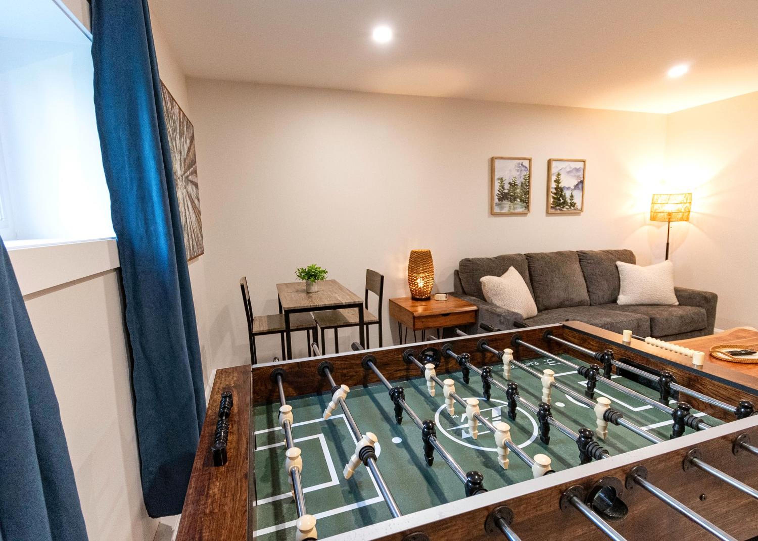 Hillside Haven 1 Bedroom with Hot Tub
