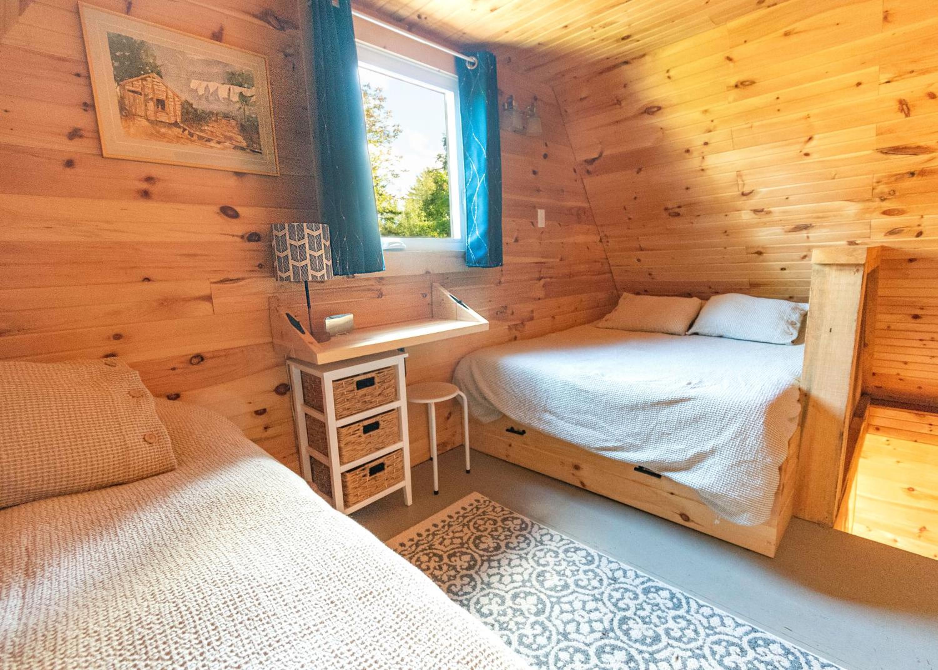 Hillside Haven 1 Bedroom with Hot Tub