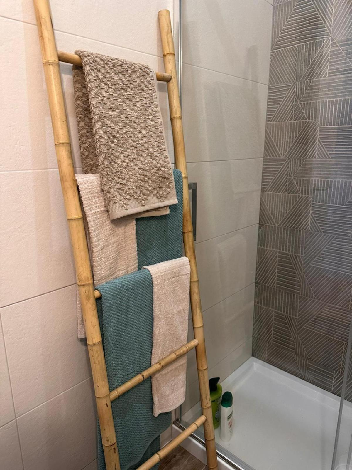 Chic Apartment-Rua Verde, Lisbon