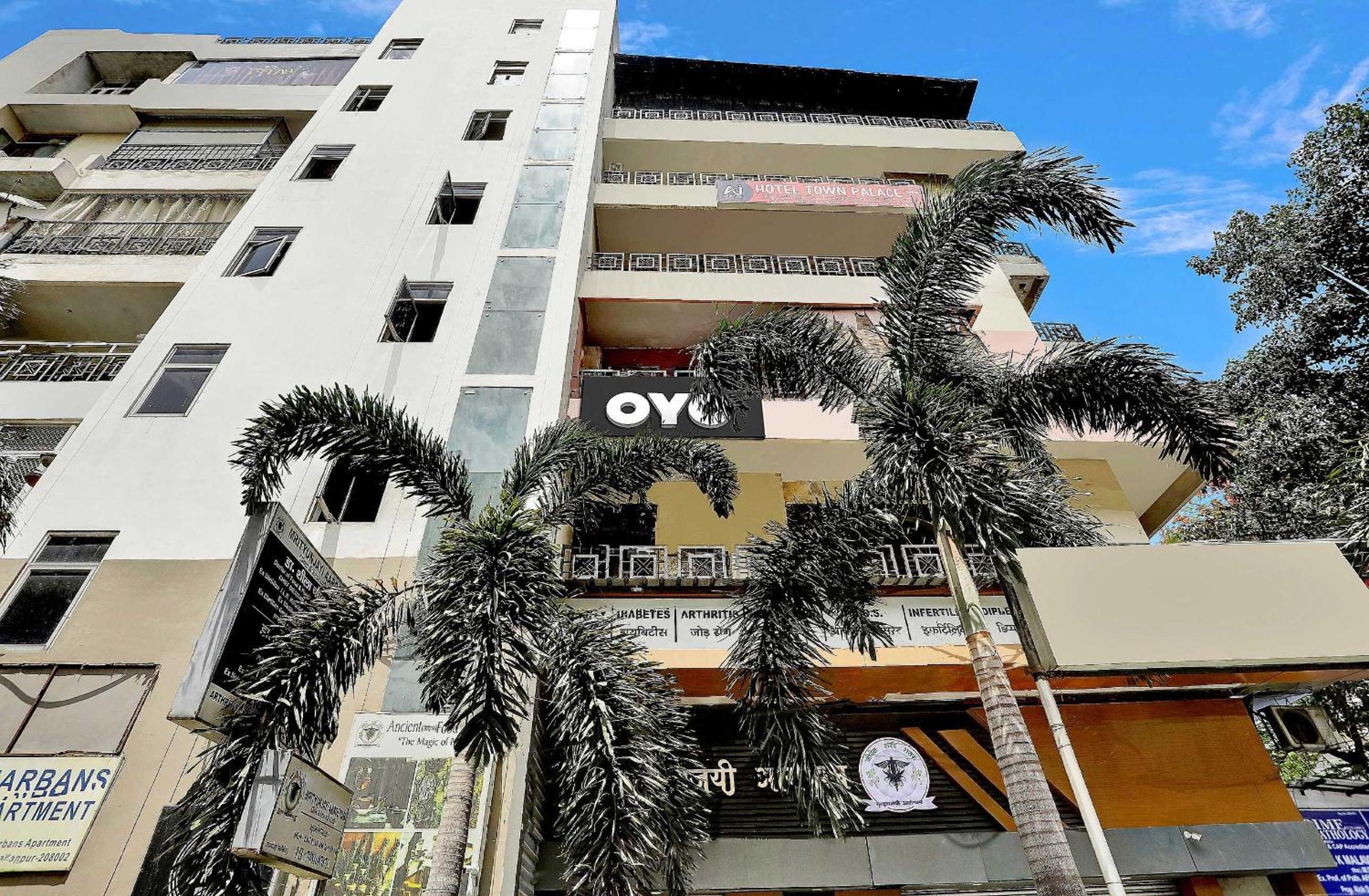 Hotel O Town Palace