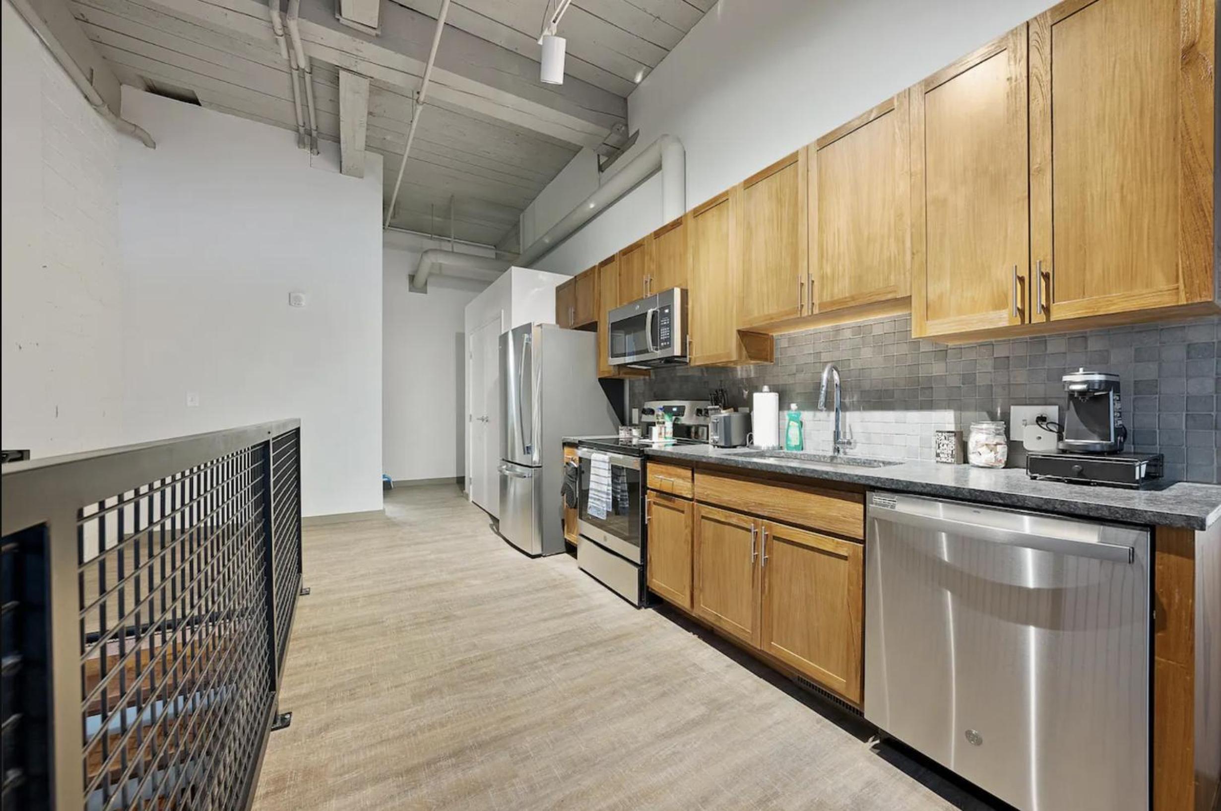 2125 Superior Living