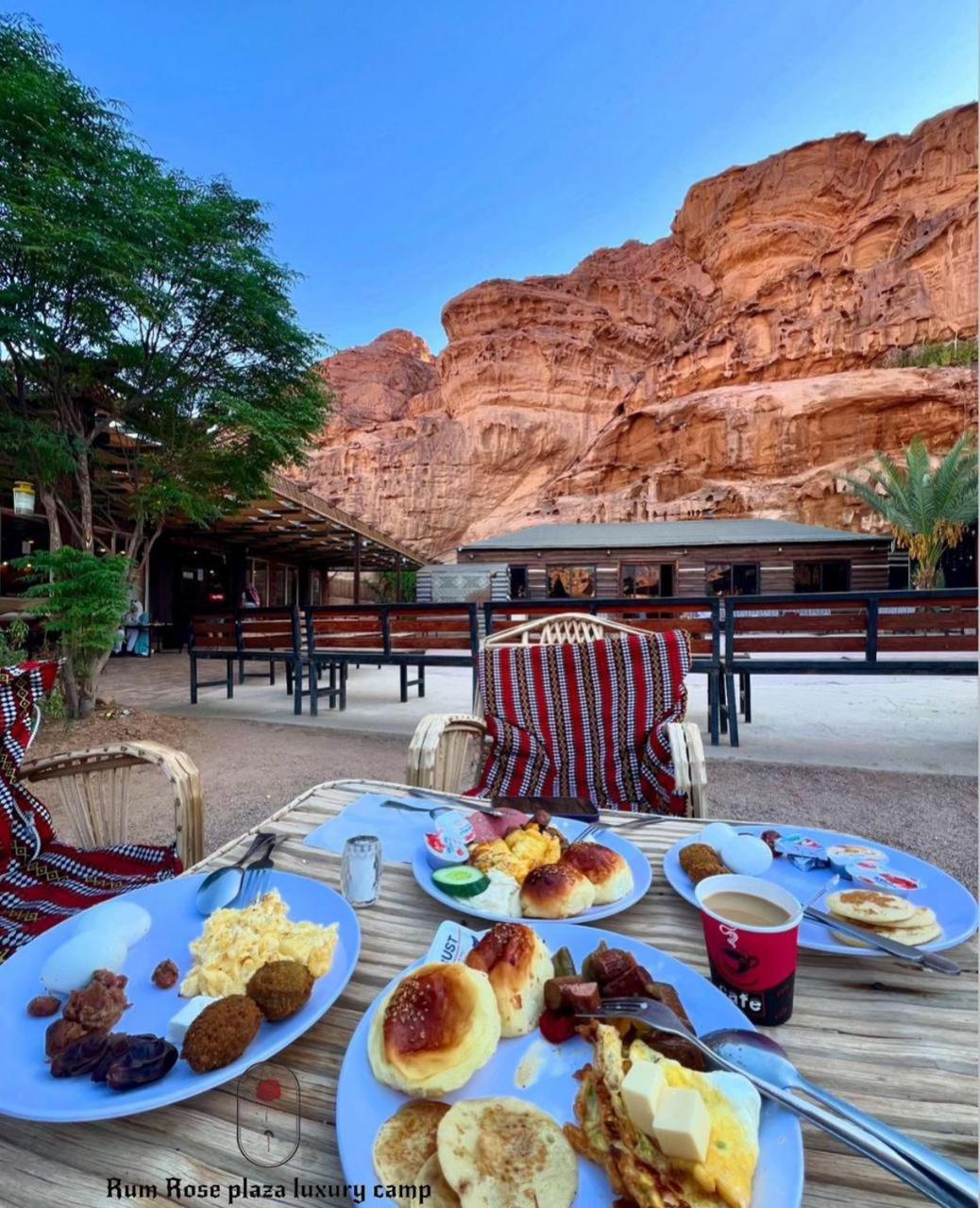 RUM MARS VALLEY BUBBLE lUXURY CAMP