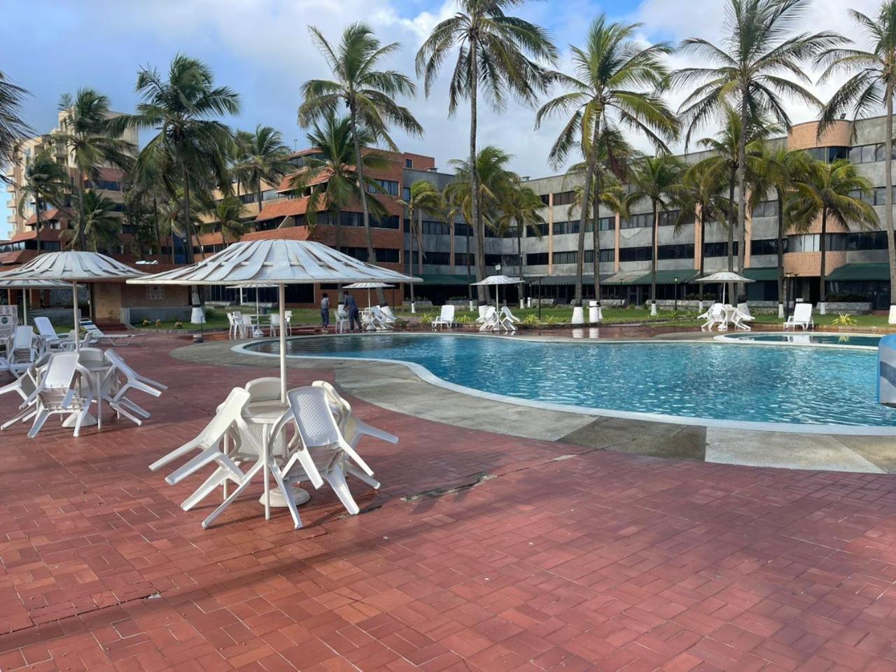 Apartamento en Tucacas con Vista al Mar