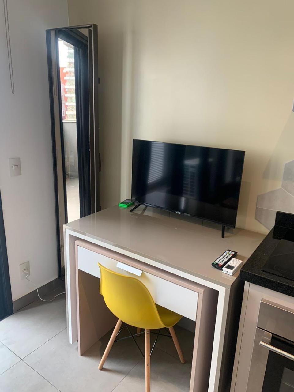 Flat Deluxe com Varanda e Vista no Jardins - VN Capote Luxuoso