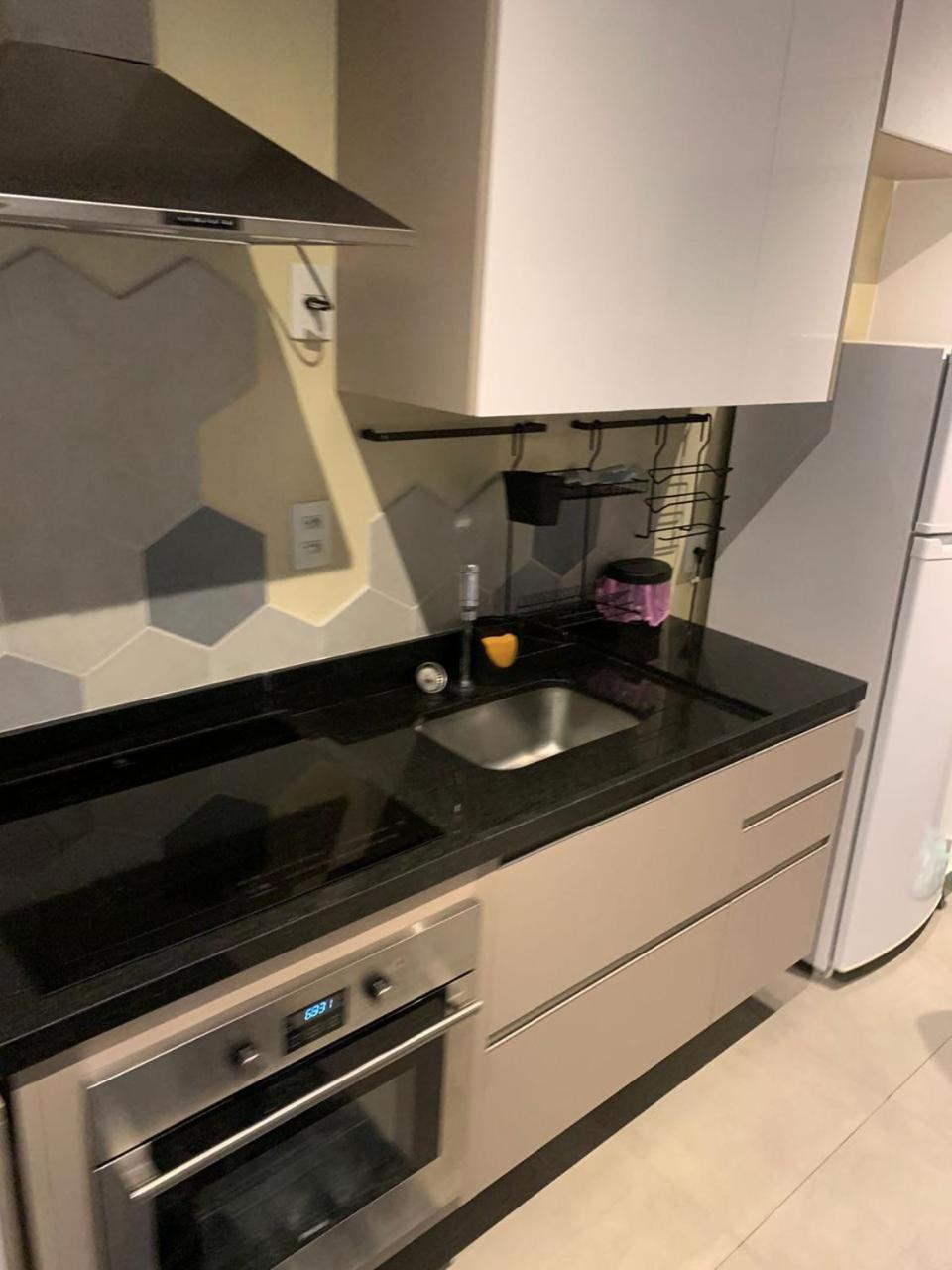 Flat Deluxe com Varanda e Vista no Jardins - VN Capote Luxuoso
