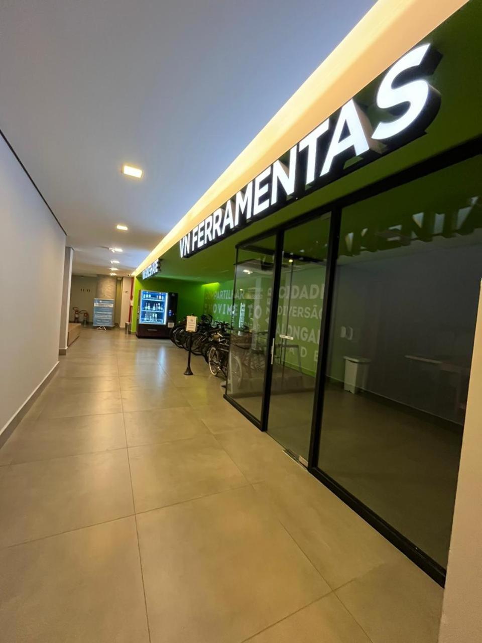 Flat Deluxe com Varanda e Vista no Jardins - VN Capote Luxuoso