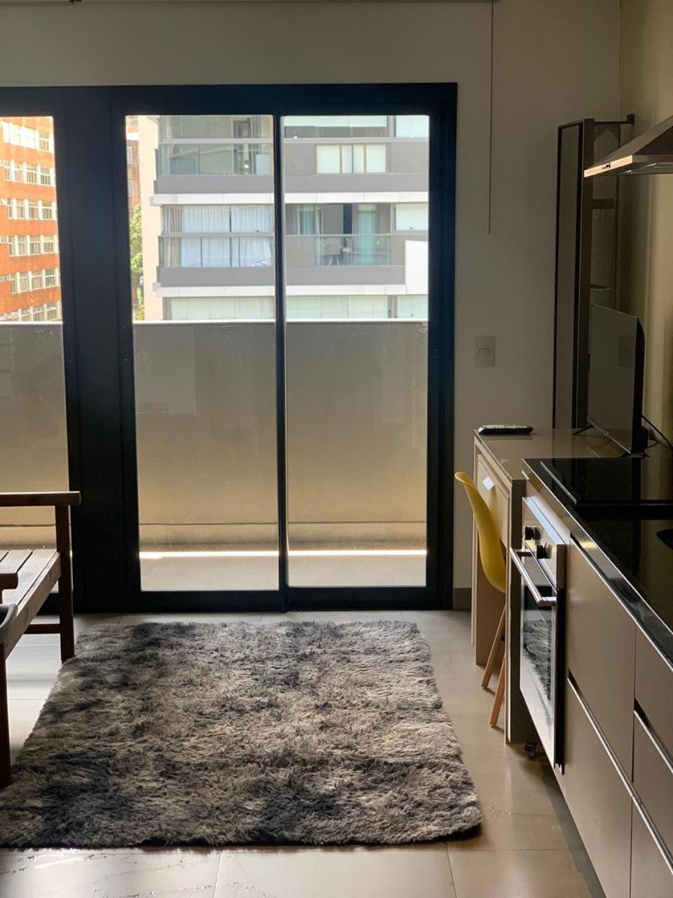 Flat Deluxe com Varanda e Vista no Jardins - VN Capote Luxuoso