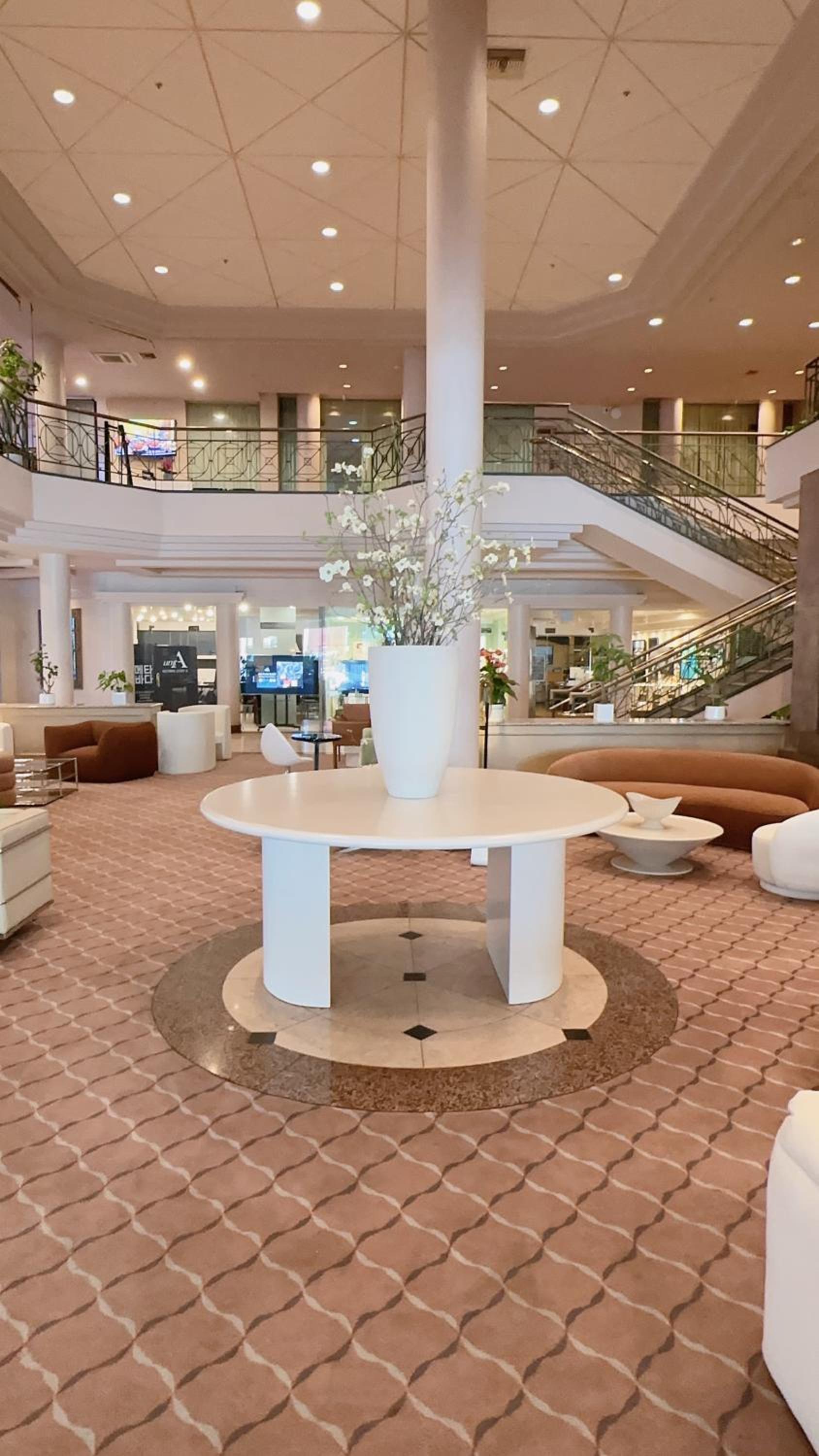 Oxford Palace Hotel