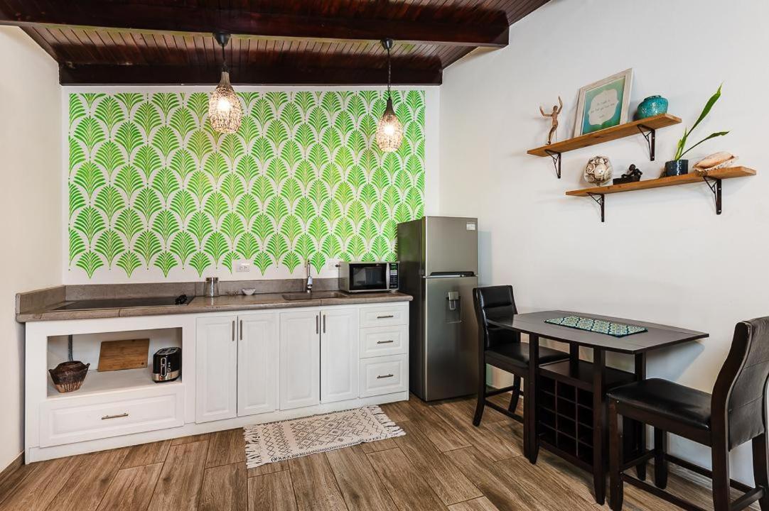 Close to Beach Villa with 2 Casitas