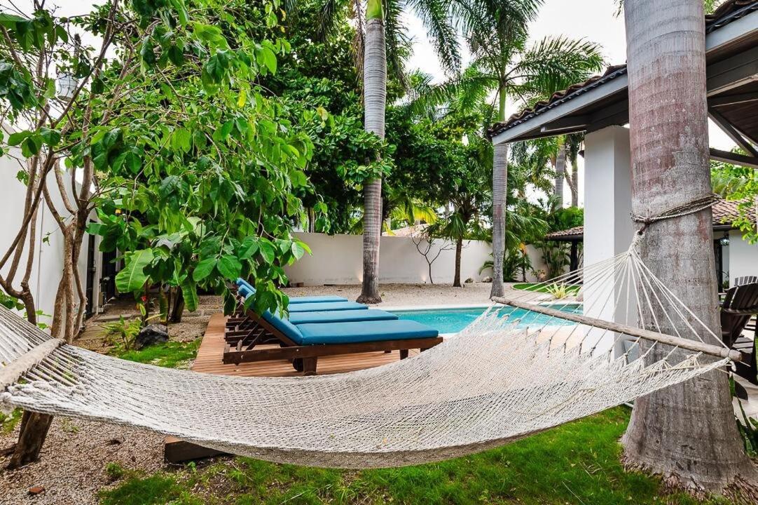Close to Beach Villa with 2 Casitas