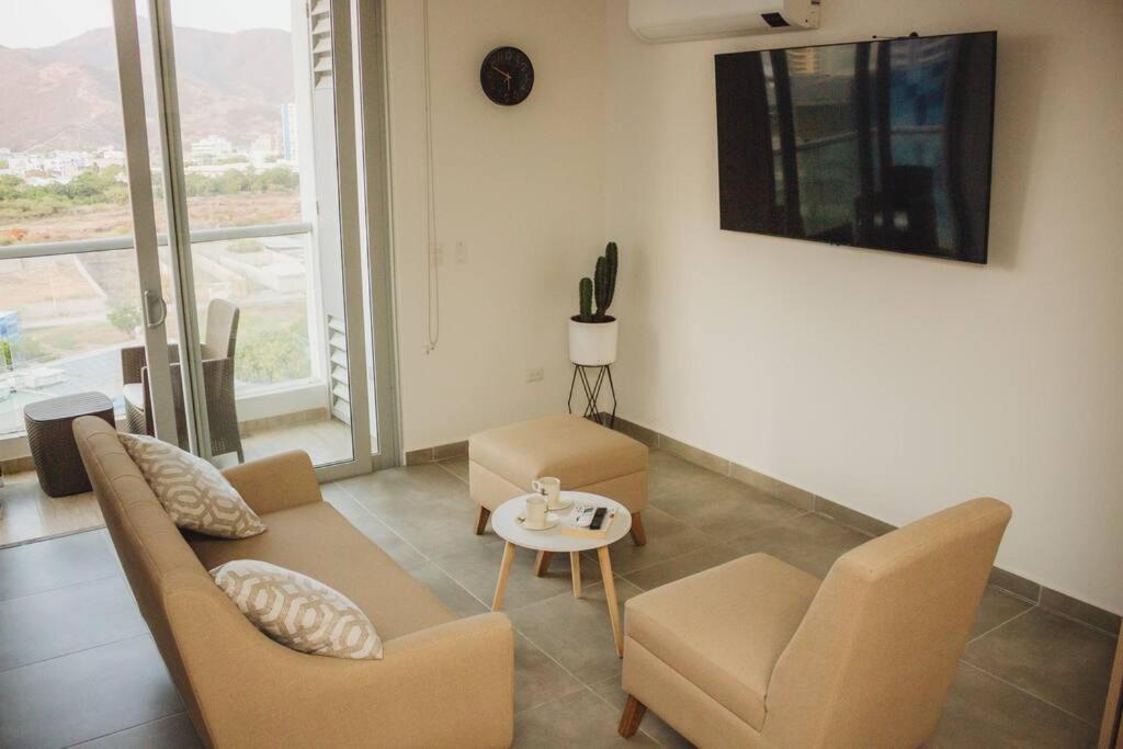 Cozy apartment next to the beach!