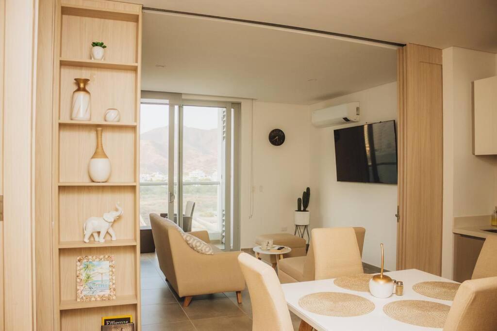 Cozy apartment next to the beach!